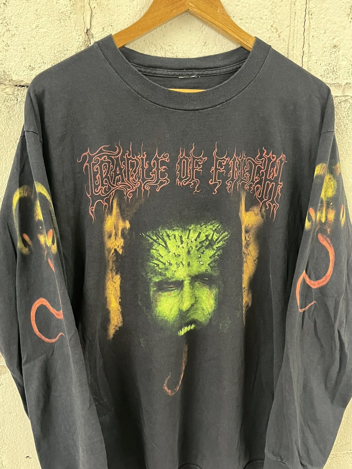 Band Tees Cradle of filth rare vintage long sleeve band Tee grunge Size US L / EU 52-54 / 3 - 4 Thumbnail