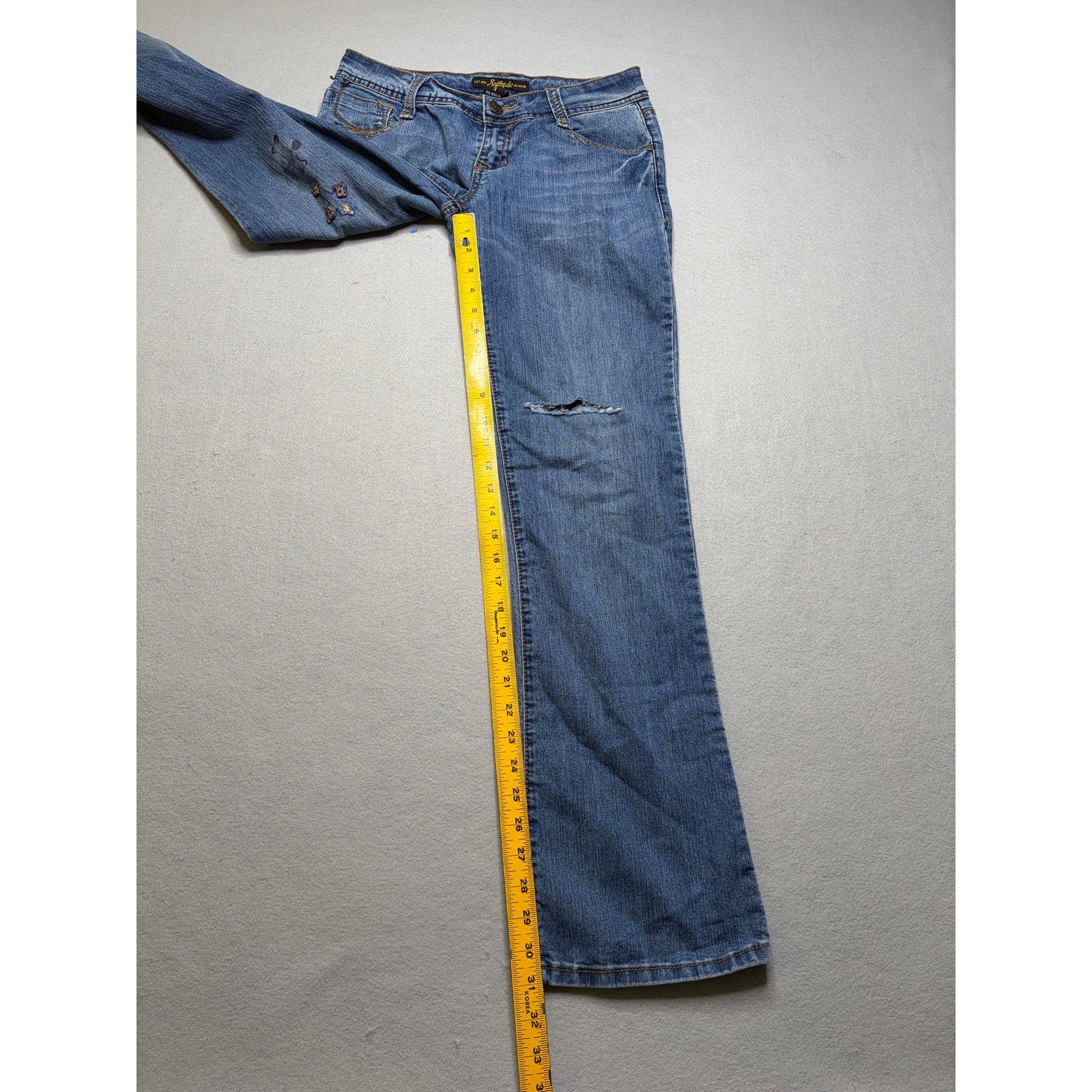 Southpole Southpole Women’s Distressed Flare Jeans Denim Y2K 28x31 Size 28" / US 6 / IT 42 - 7 Thumbnail