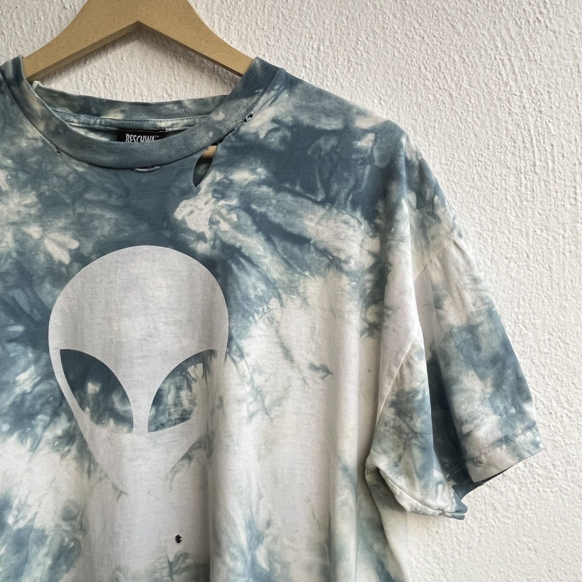Alien Workshop Vintage Y2K BESCHWA Alien Bill Barker Distressed TShirt Size US L / EU 52-54 / 3 - 6 Thumbnail