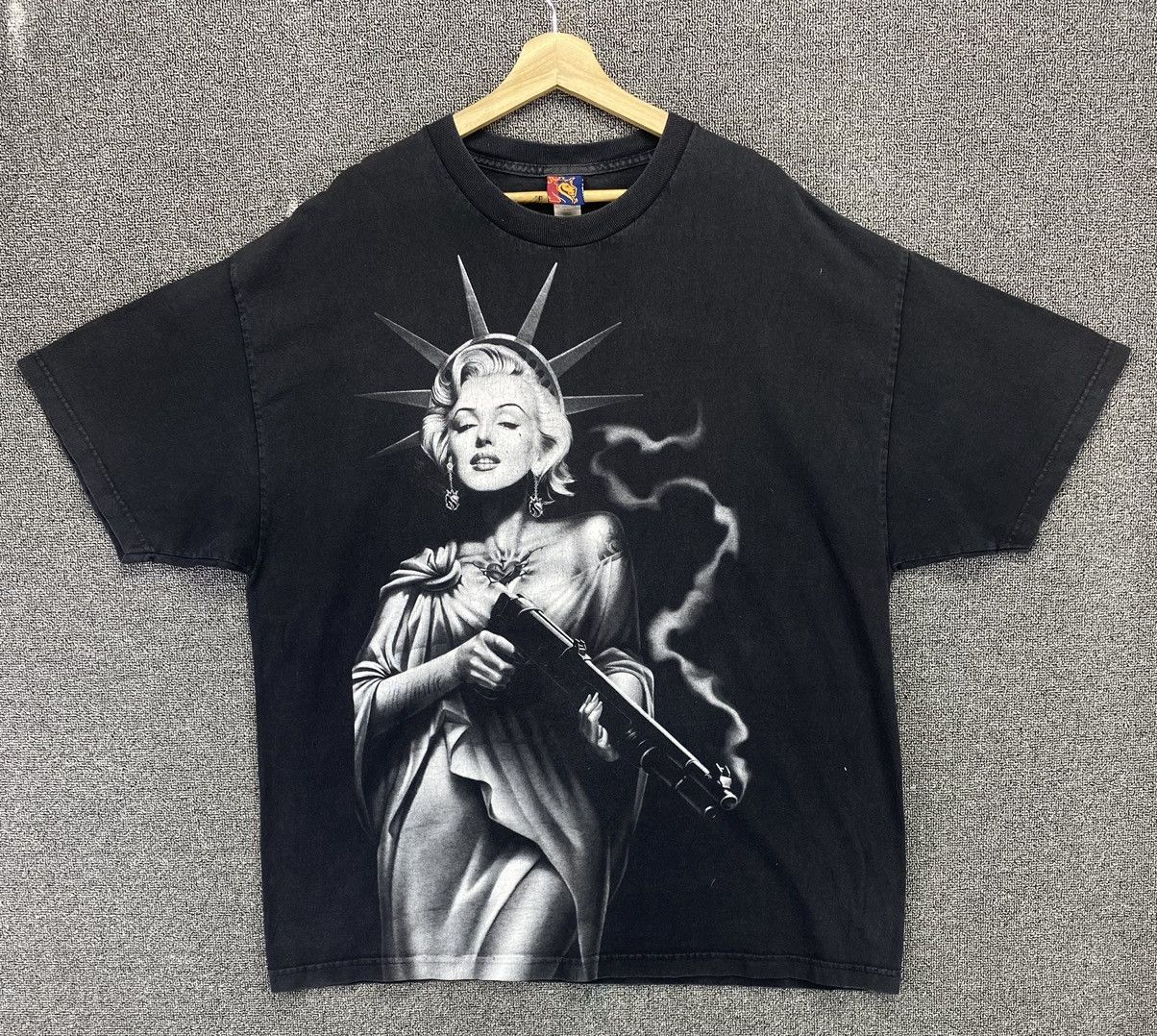 Band Tees Vintage Marilyn Monroe Punk Rock Band Tees T Shirts Size US XL / EU 56 / 4 - 1 Thumbnail
