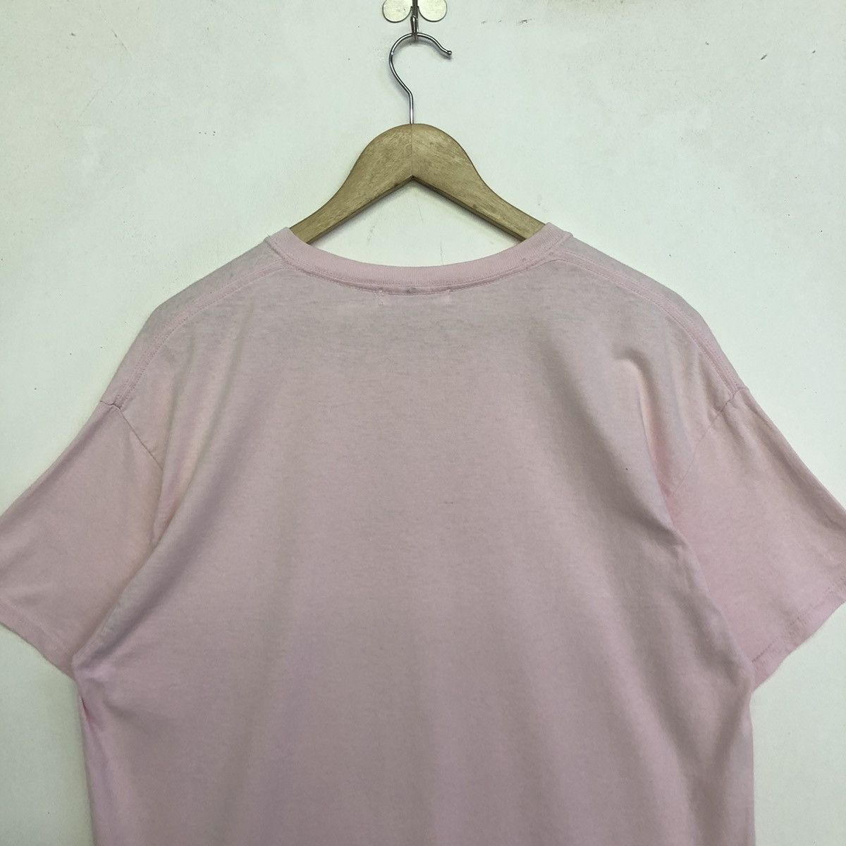 Flagstuff × Japanese Brand Flagstuff Spellout Soft Pink Tshirt Size US L / EU 52-54 / 3 - 10 Thumbnail