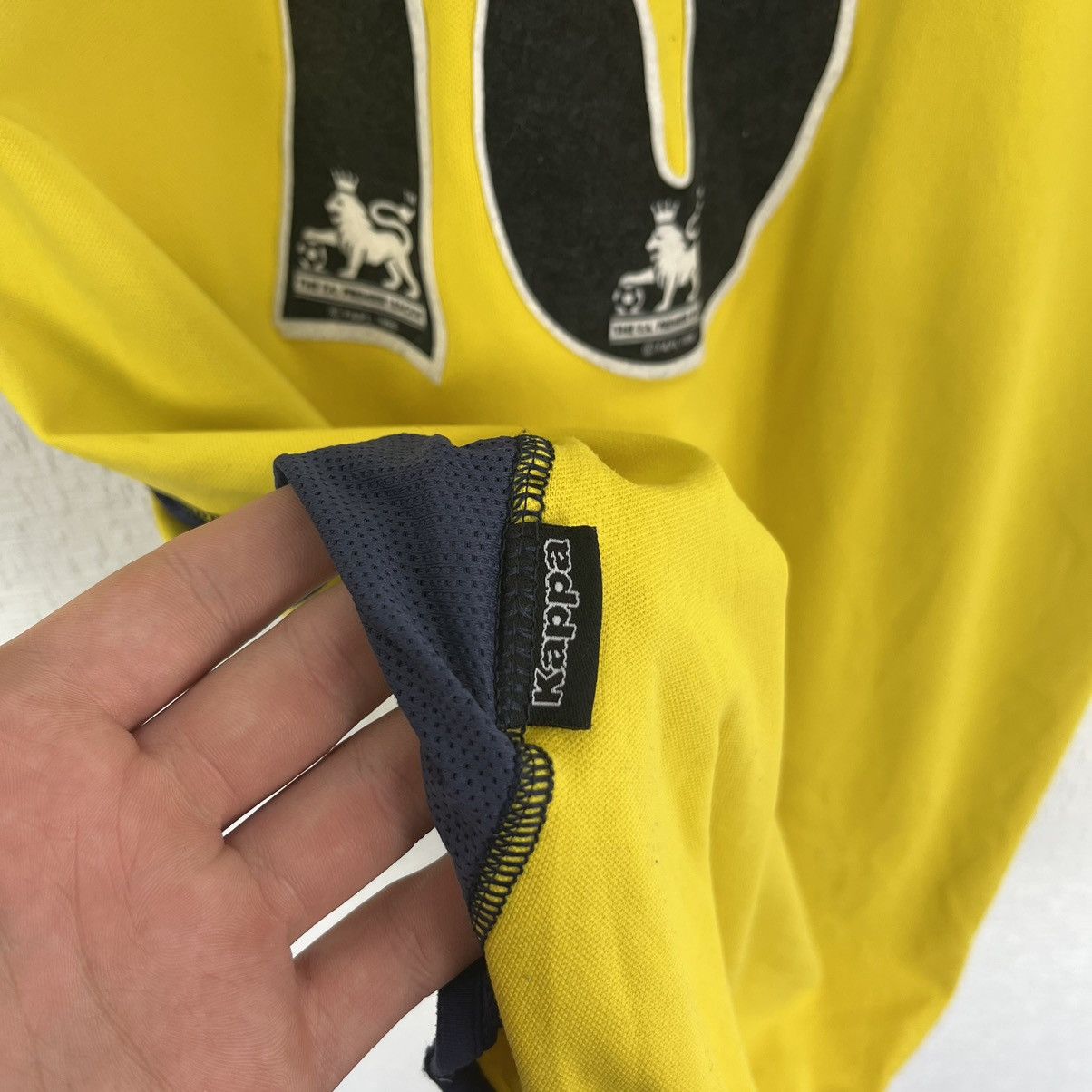 Kappa 2002/03 KAPPA TOTTENHAM HOTSPUR THIRD 18 DEFOE SOCCER JERSEY Size US M / EU 48-50 / 2 - 6 Thumbnail