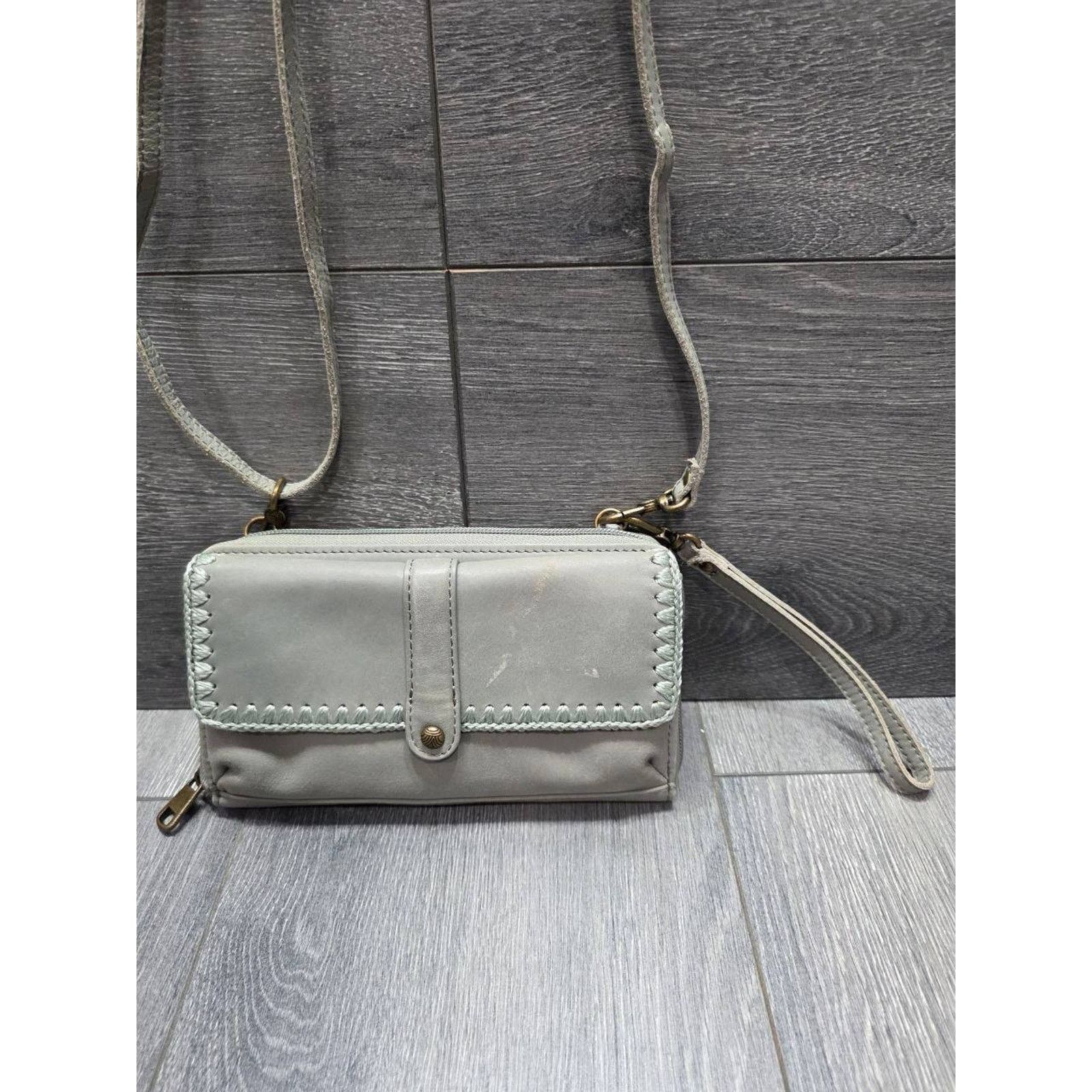 The Sak The Sak Genuine Leather Crossbody Bag Silver B000469 Size ONE SIZE - 1 Thumbnail