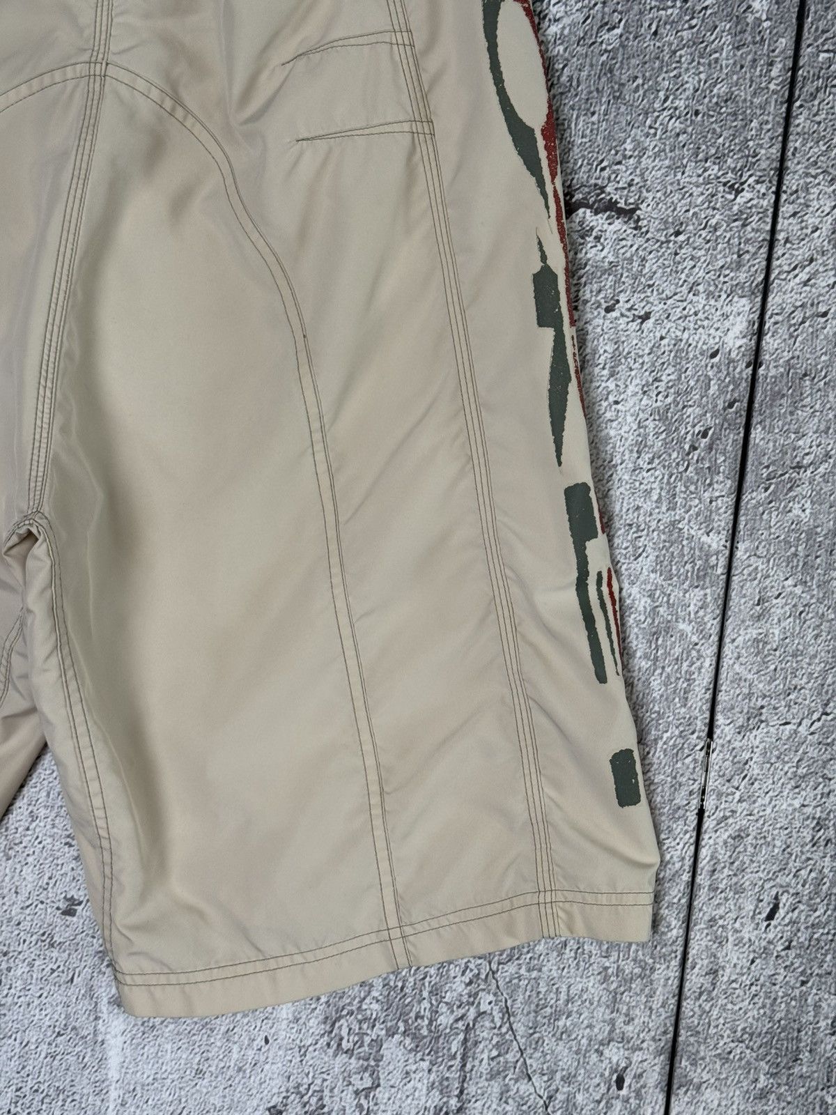Oakley Vintage Oakley Beige Board Shorts Surf Swim Trunks Big Logo Size US 34 / EU 50 - 20 Thumbnail
