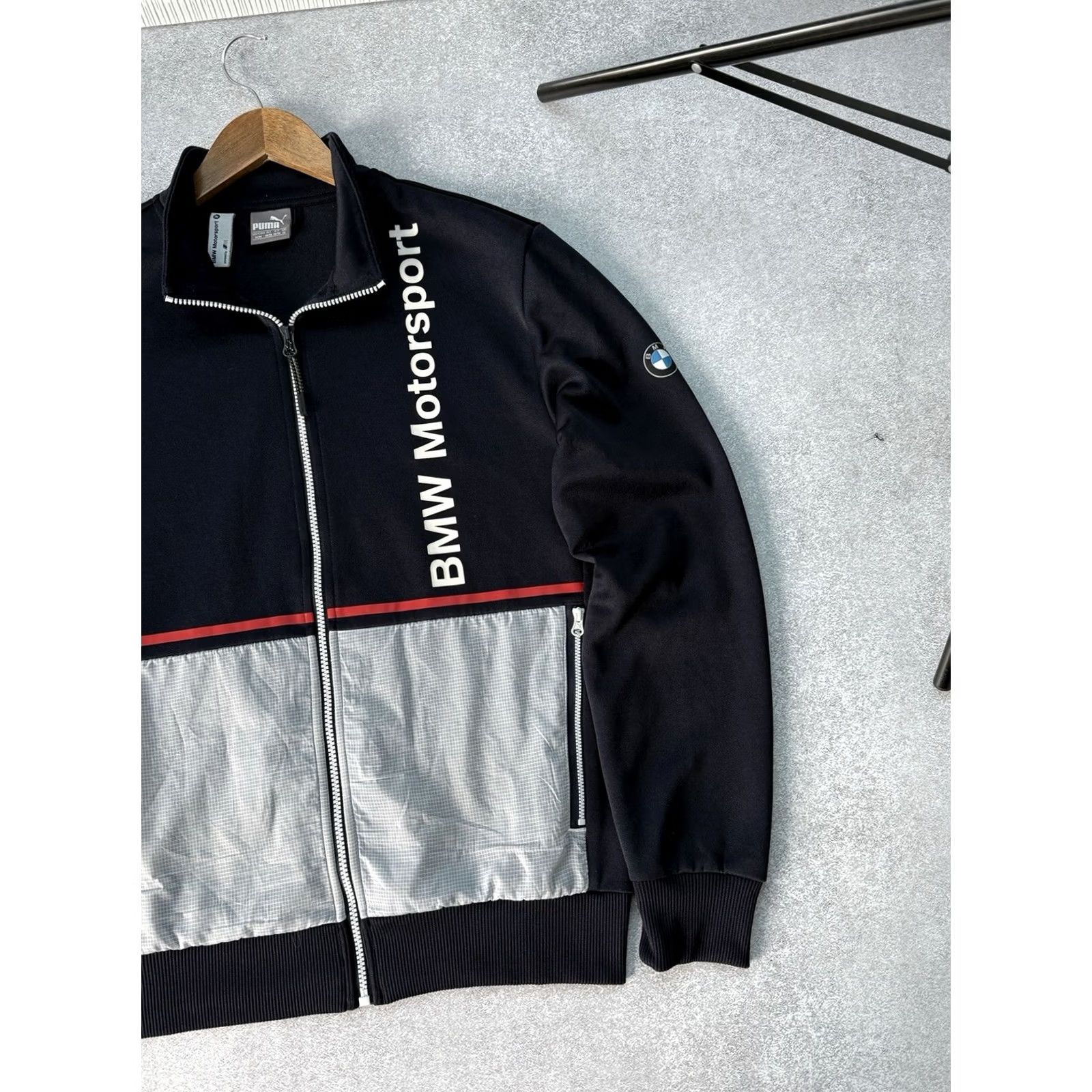 Puma PUMA BMW Motorsport Full Zip Sweatshirt Jacket Men M Navy Blue Racing PUMA BMW Jacket Pullover Hooded Graphic Print Pockets Size US M / EU 48-50 / 2 - 4 Thumbnail