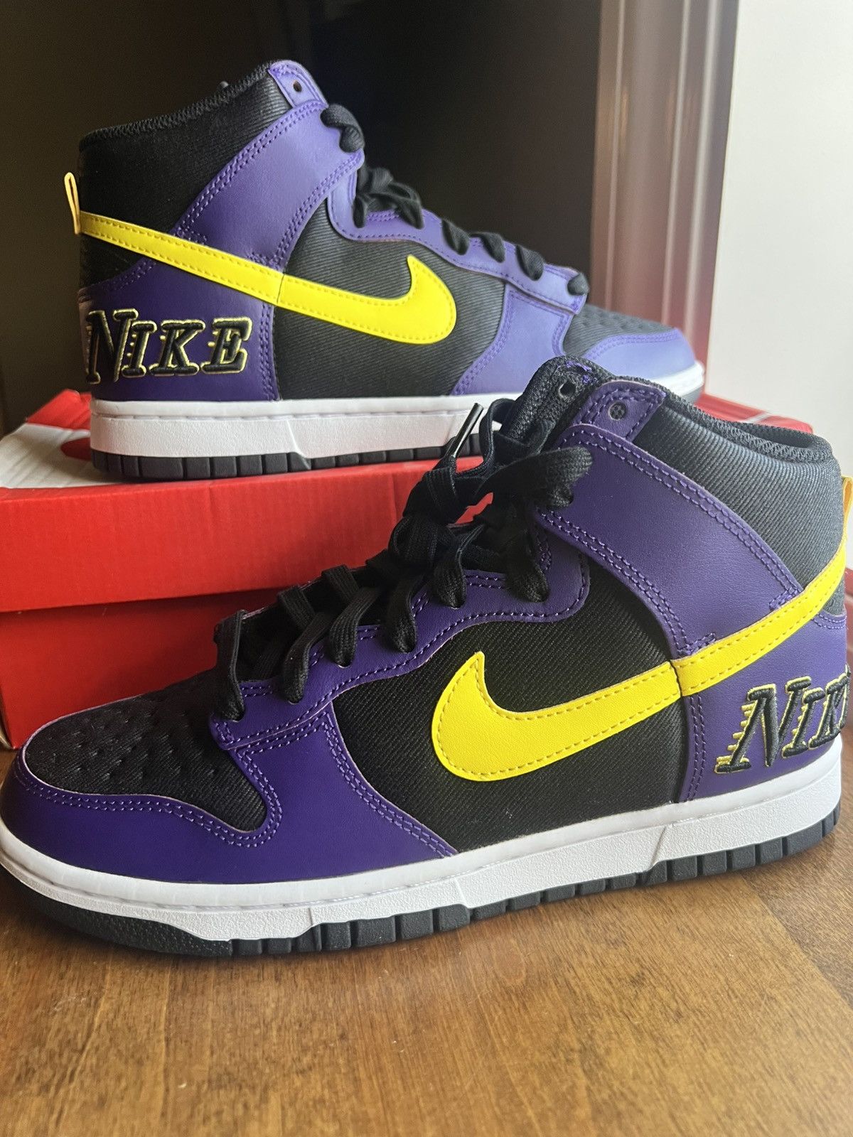 Nike × Vintage Nike Dunk High EMB Lakers Size US 8 / EU 41 - 2 Thumbnail