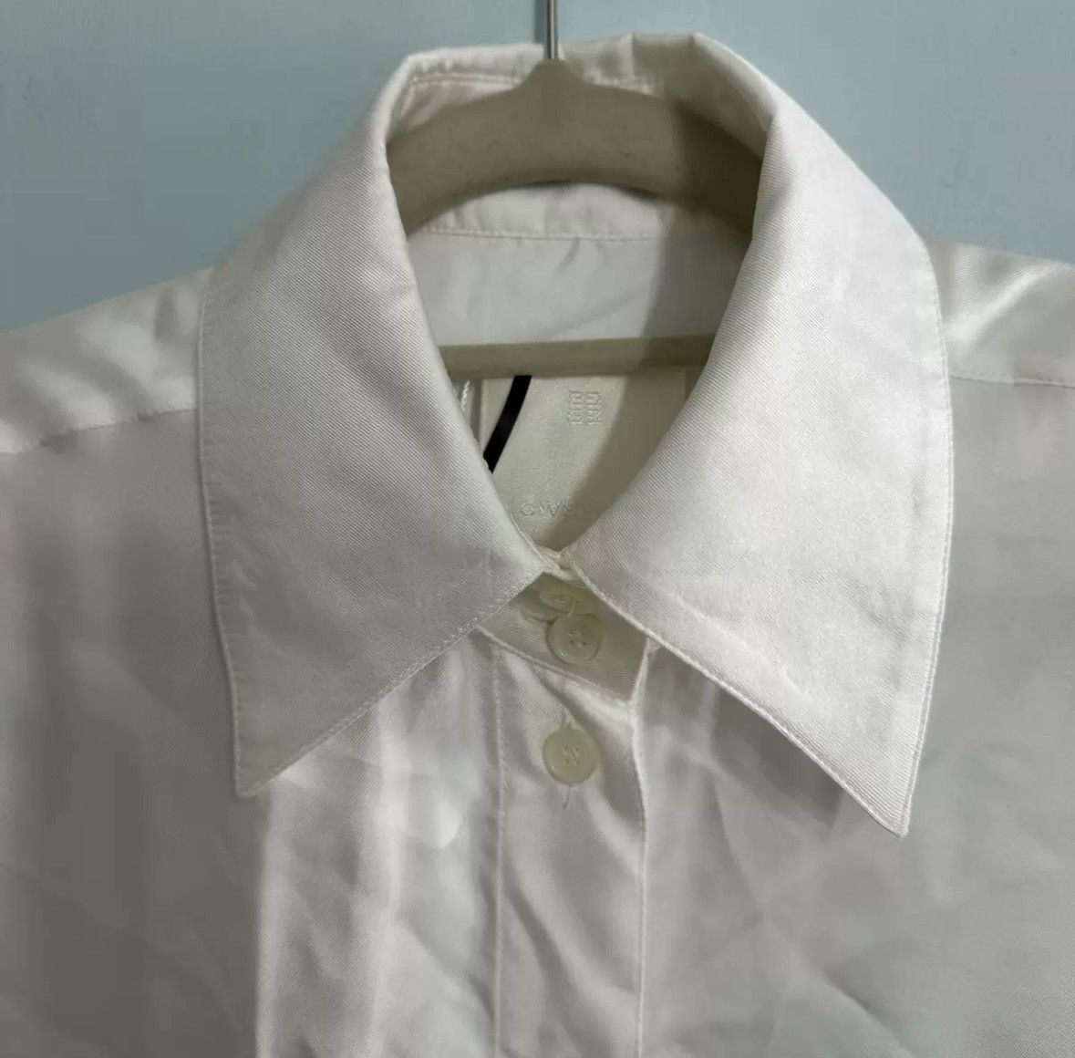 Givenchy Givenchy real silk shirt Size US M / EU 48-50 / 2 - 6 Thumbnail