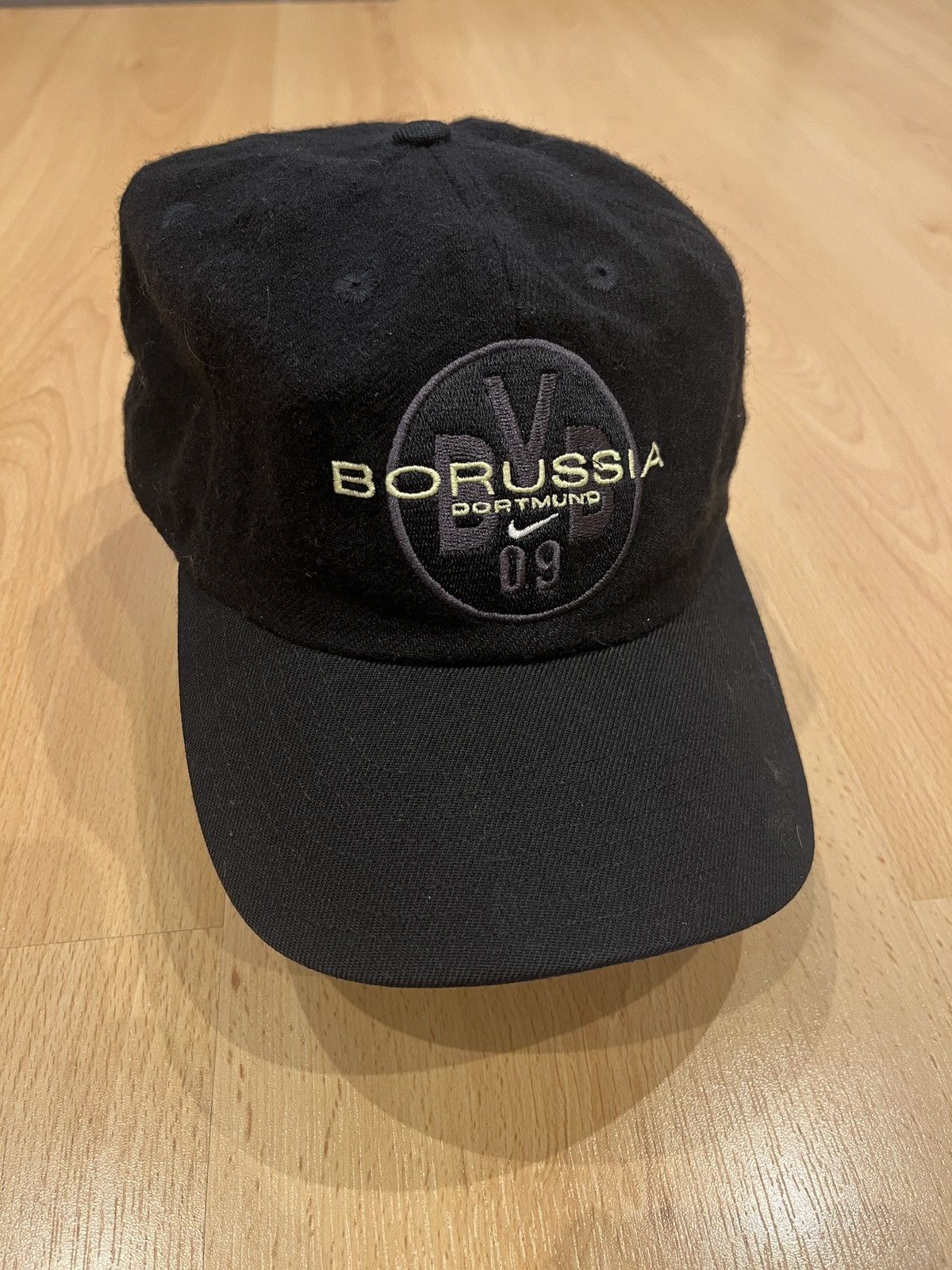 Nike × Vintage Borussia Dortmund x Nike vintage cap Size ONE SIZE - 1 Thumbnail