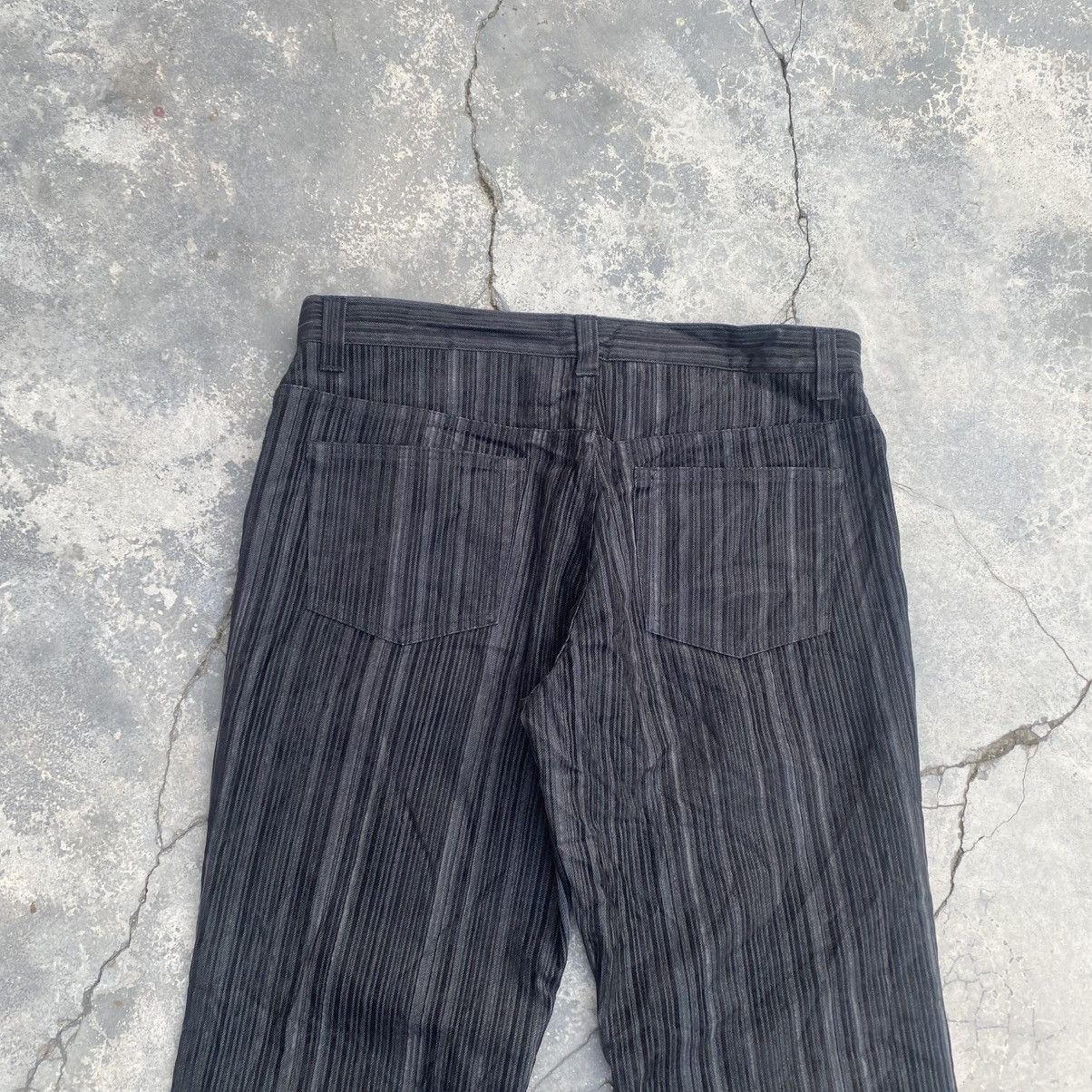 Tornado Mart MODERN LOVERS TORNADO MART Black Velvet Corduroy Flared Size US 32 / EU 48 - 6 Thumbnail