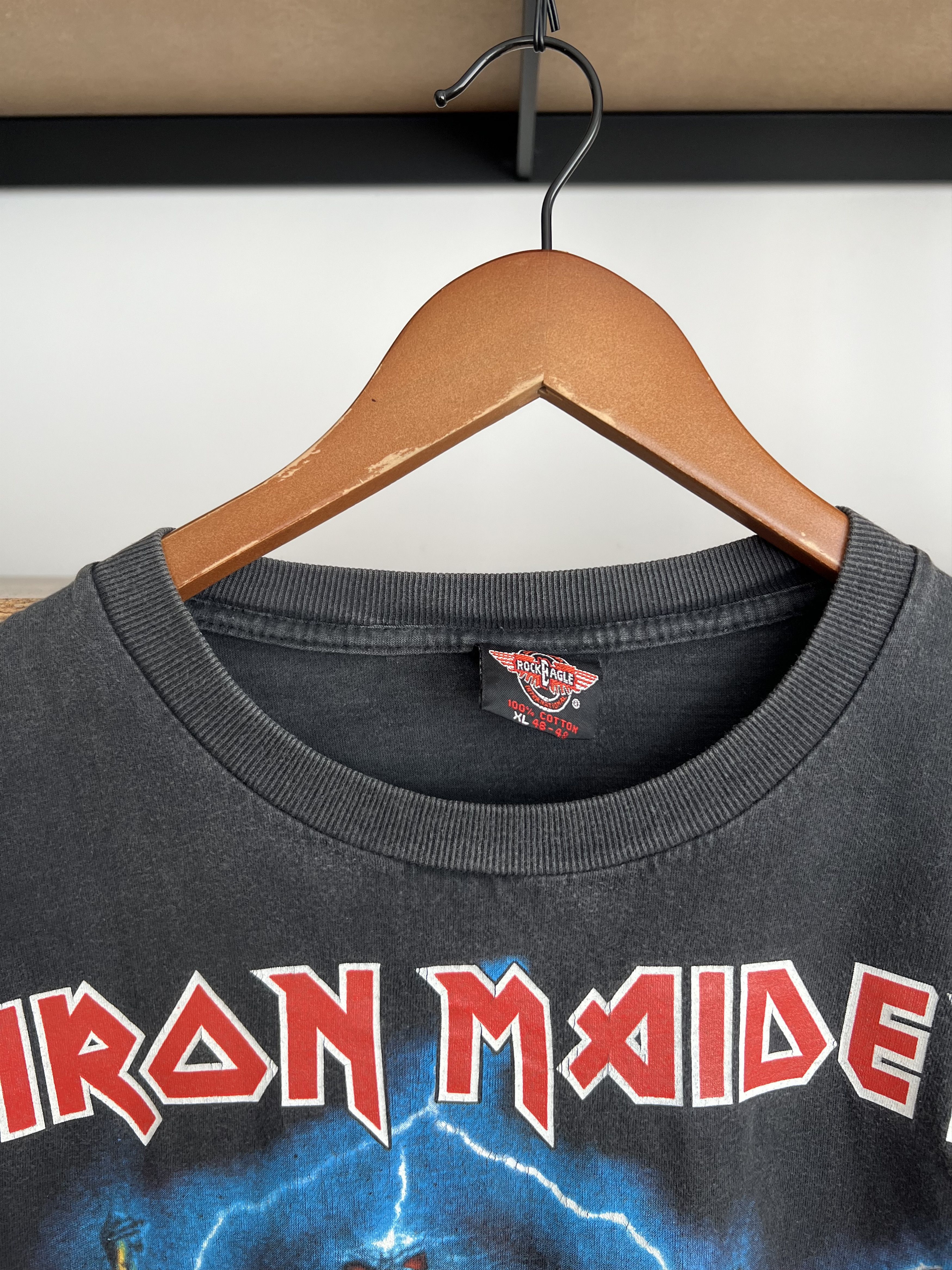 Band Tees Vintage 1996 Iron Maiden Best of the Beast Black T-shirt Size US XL / EU 56 / 4 - 13 Thumbnail