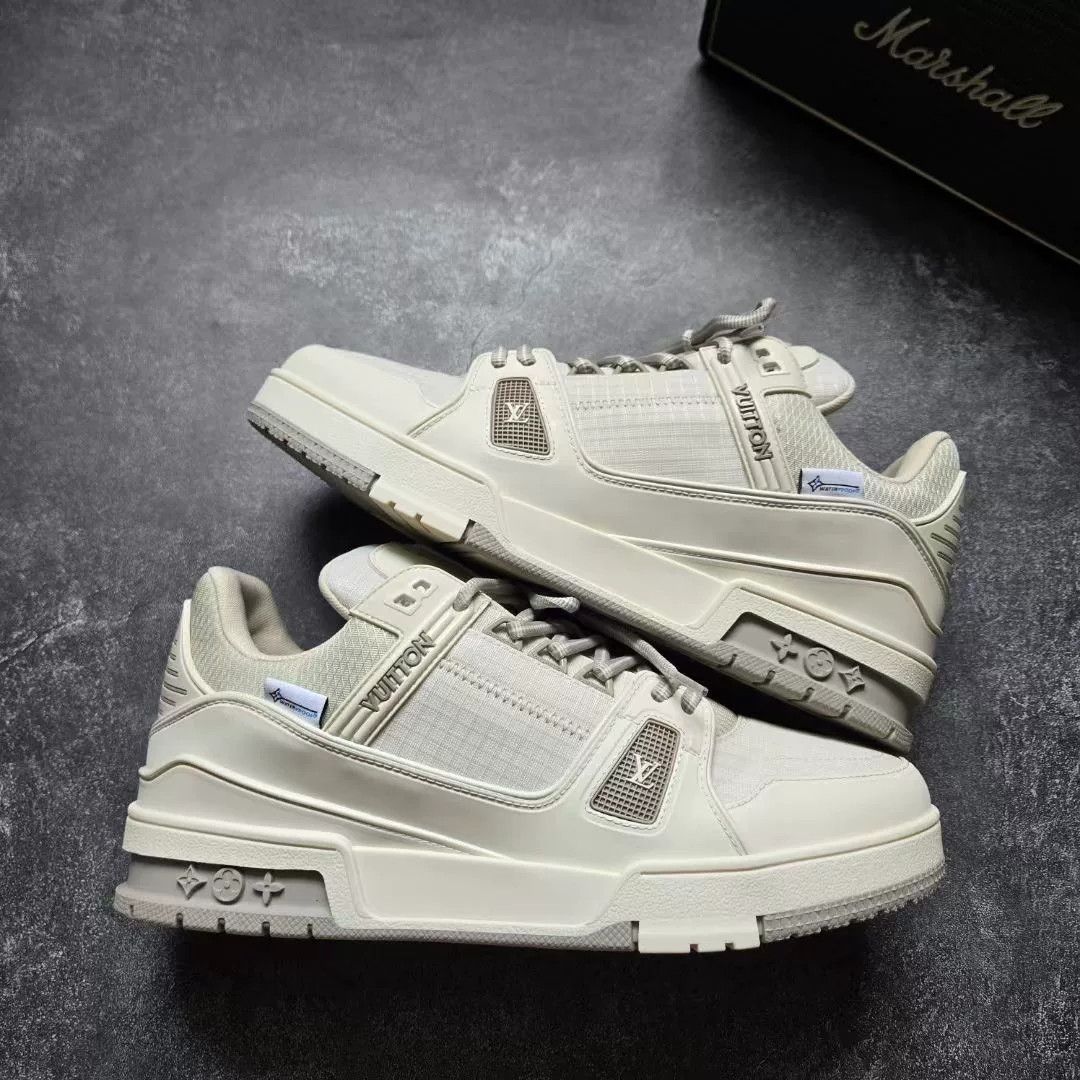 Louis Vuitton Louis Vuitton Training White Lowtop Sneakers 41 Men Size US 8.5 / EU 41-42 - 1 Thumbnail