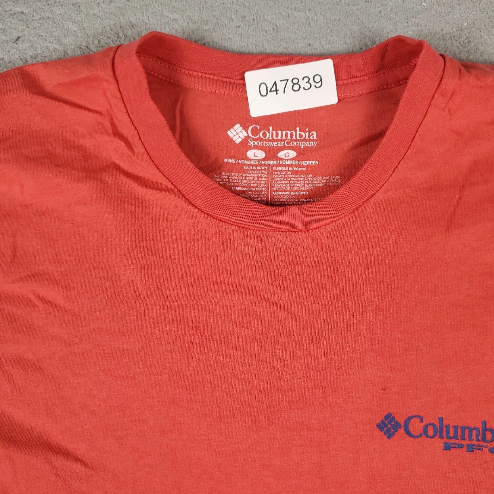 Vintage Columbia T-Shirt Mens L Red Crew Neck Short Sleeve Logo Casual All Seasons, Sports, Classic, Modern, 90s? Wait. Size US L / EU 52-54 / 3 - 2 Thumbnail