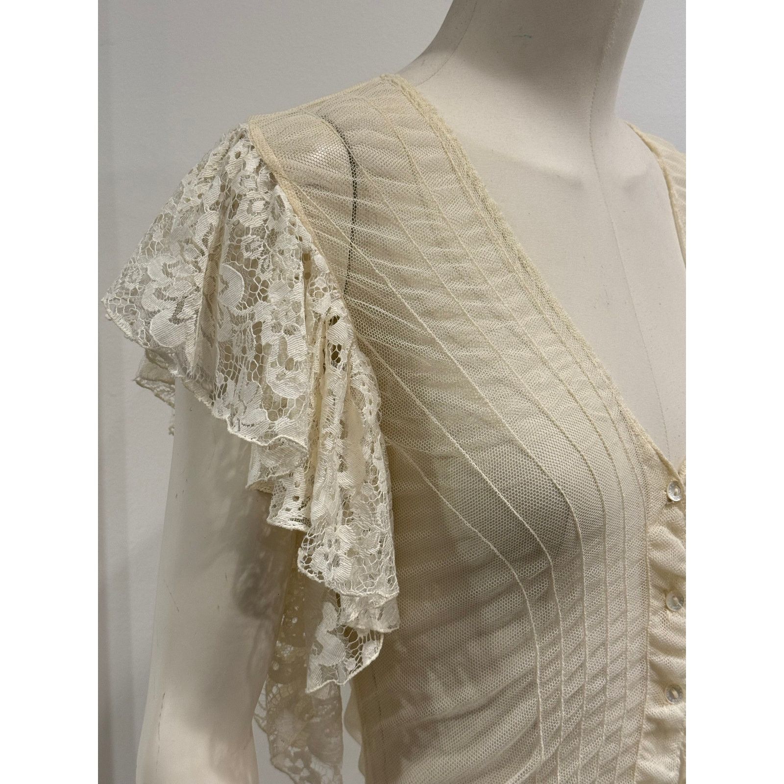 Dolce & Gabbana 1998 Dolce & Gabbana sheer runway butterfly top Size M / US 6-8 / IT 42-44 - 3 Thumbnail