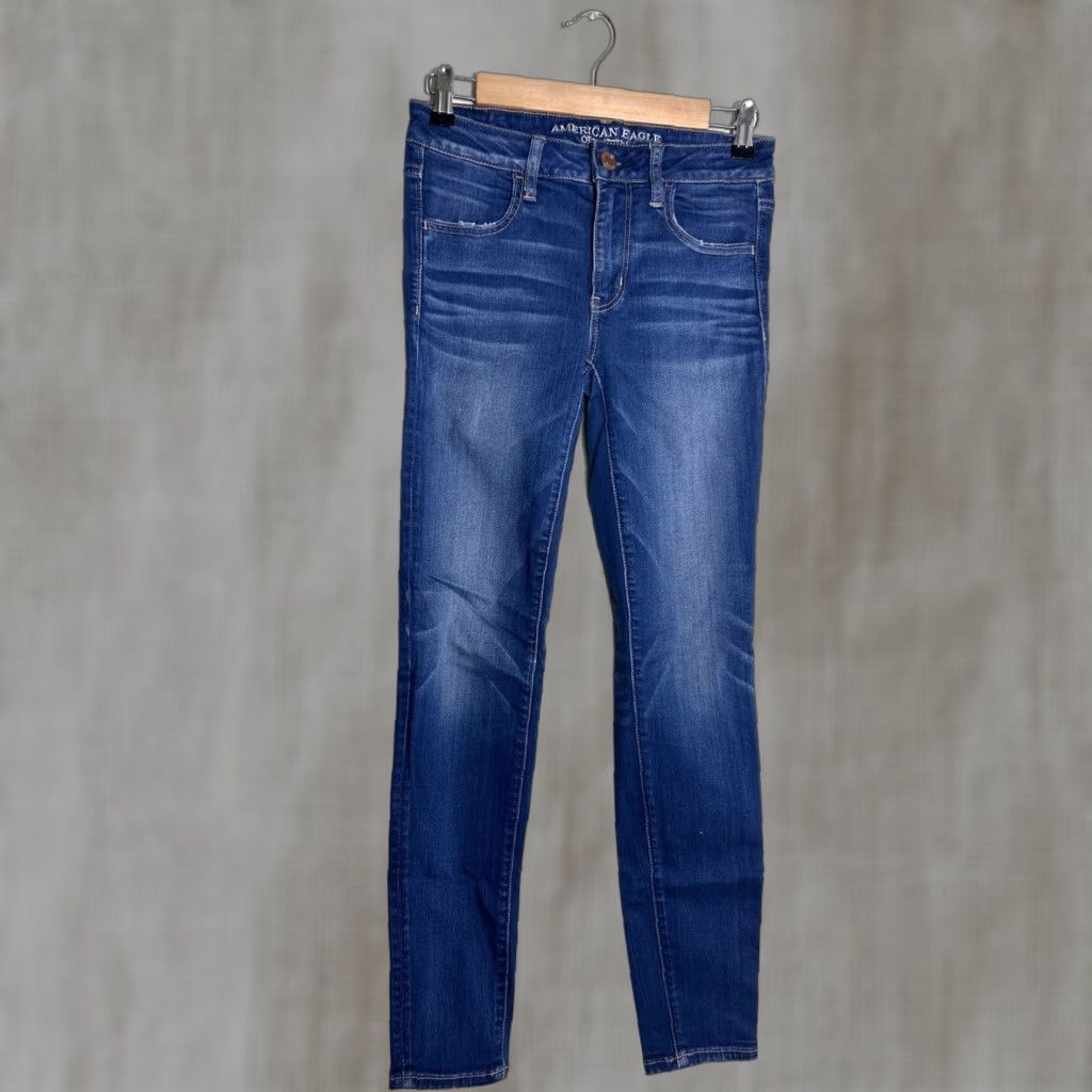 American Eagle Outfitters **American Eagle Outfitters Women Size 6 Darkwash Skinny Jeans 27x29** User: American Eagle Outfitters Women Size 6 Darkwash Skinny Jeans 27x29 Size 30" / US 8 / IT 44 - 1 Thumbnail