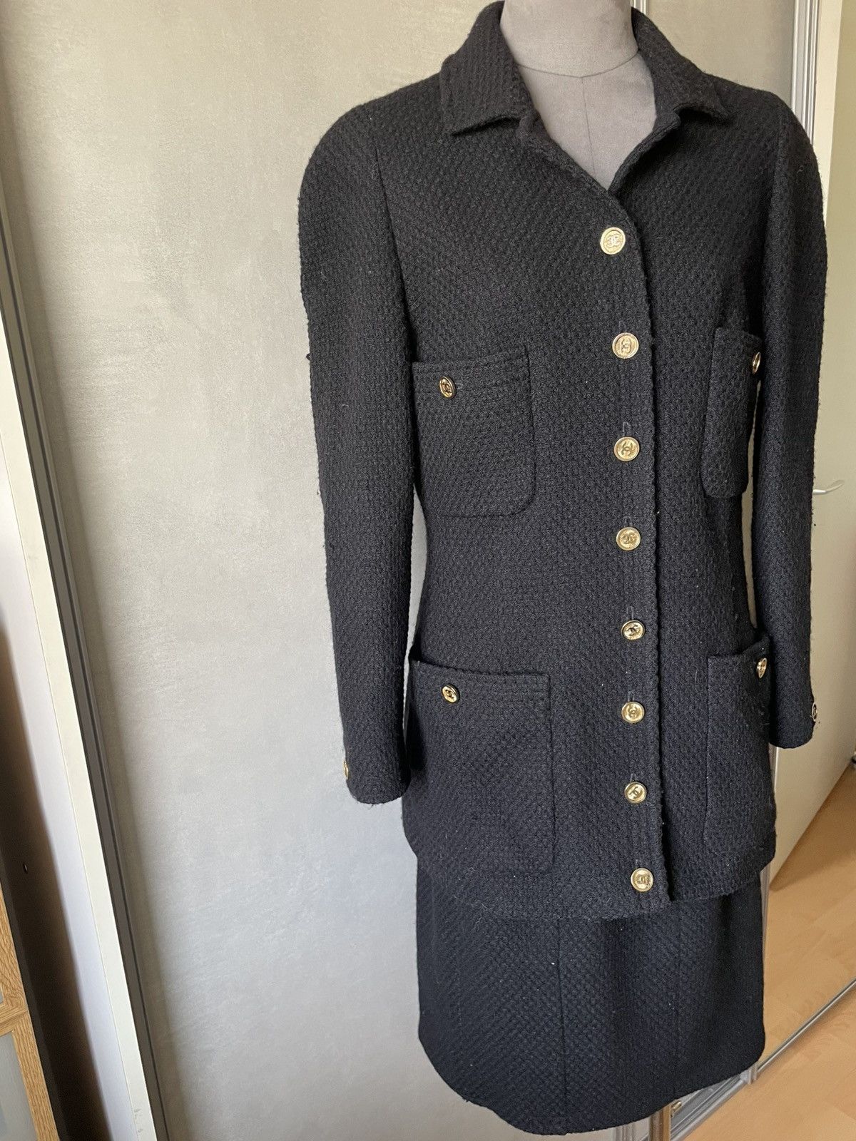 Chanel CHANEL Tweed suit vintage jacket and skirt Size M / US 6-8 / IT 42-44 - 5 Thumbnail