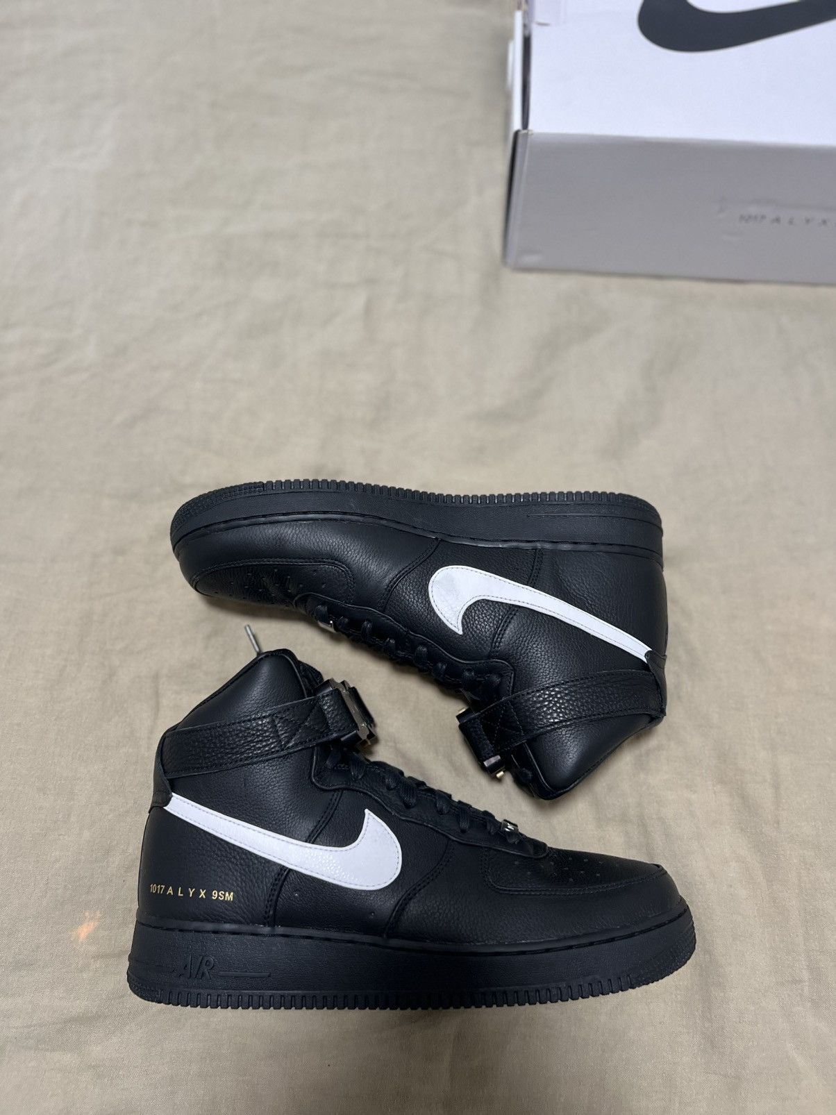 1017 ALYX 9SM 1017 ALYX 9SM x Air Force 1 High 'Black White' Size US 11.5 / EU 44-45 - 2 Thumbnail