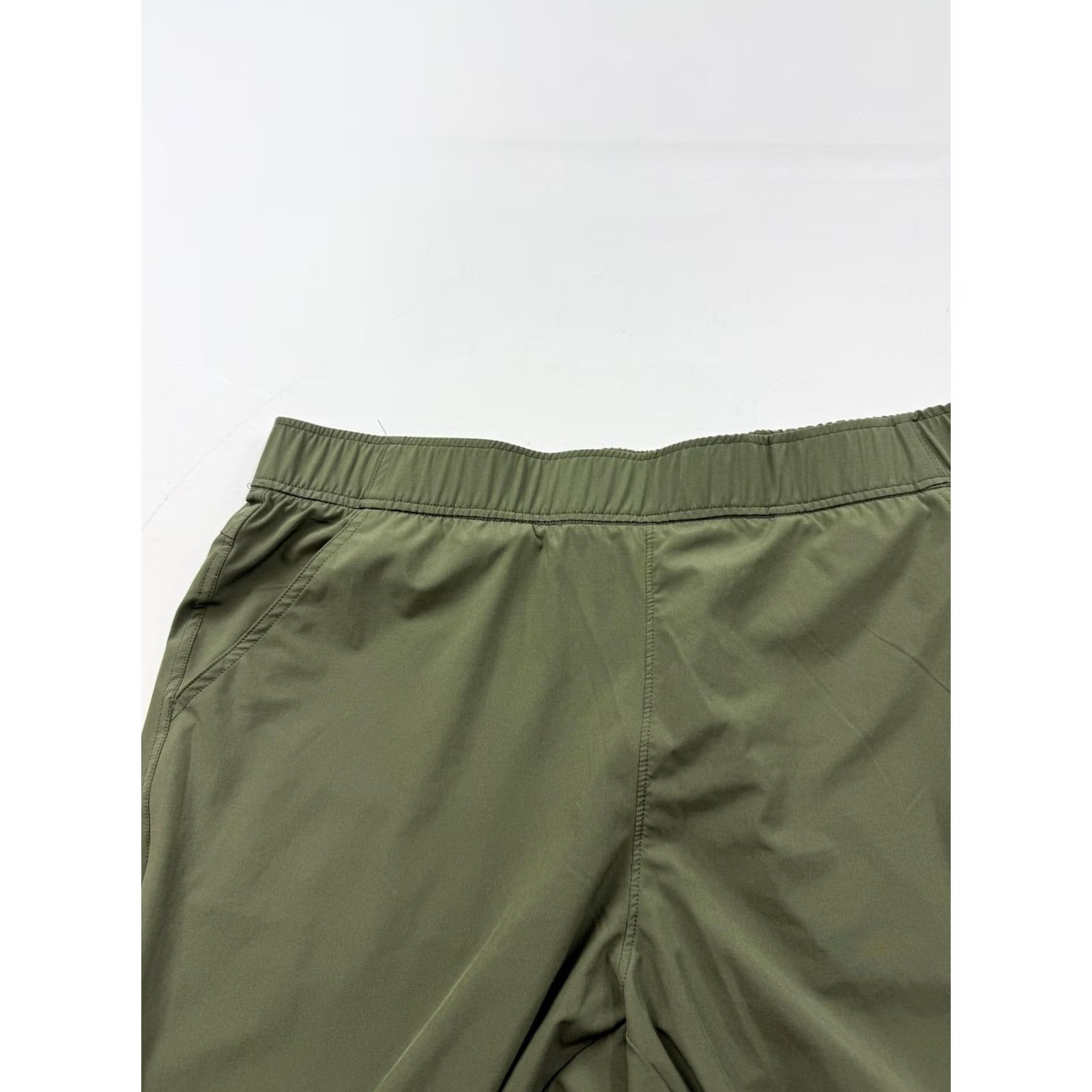 Eddie Bauer Eddie Bauer Pants Womens XL Green Pull On Elastic Waist Hiking Travel Khakis Size 40" / US 18 - 4 Thumbnail