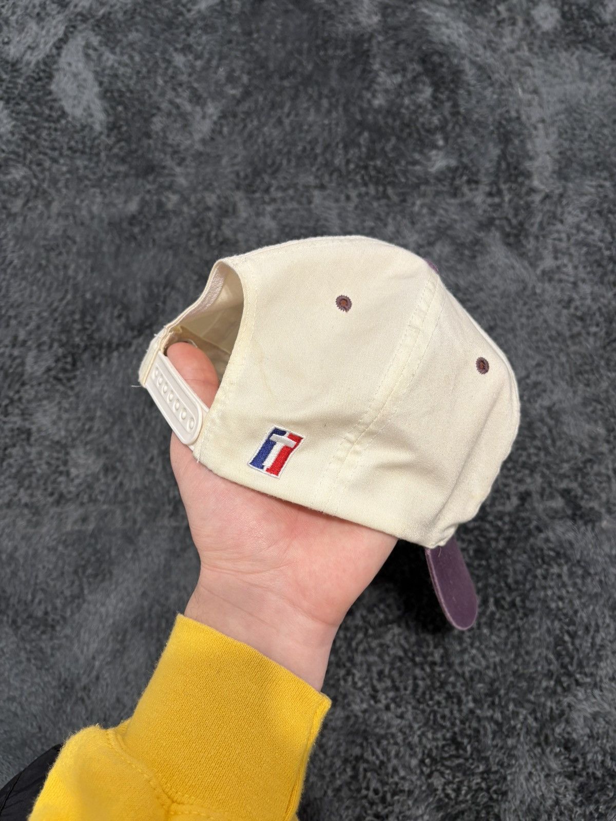 NHL Vintage 90s NHL Mighty Ducks Cap Size ONE SIZE - 6 Thumbnail