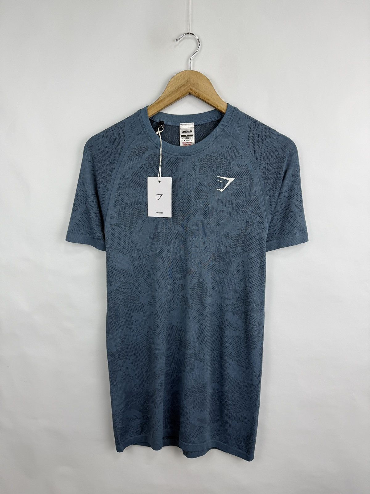 Gymshark 🇺🇸 ❗️NEW Gymshark Geo Seamless Training T-Shirt Y2K onyx style Size US M / EU 48-50 / 2 - 8 Thumbnail