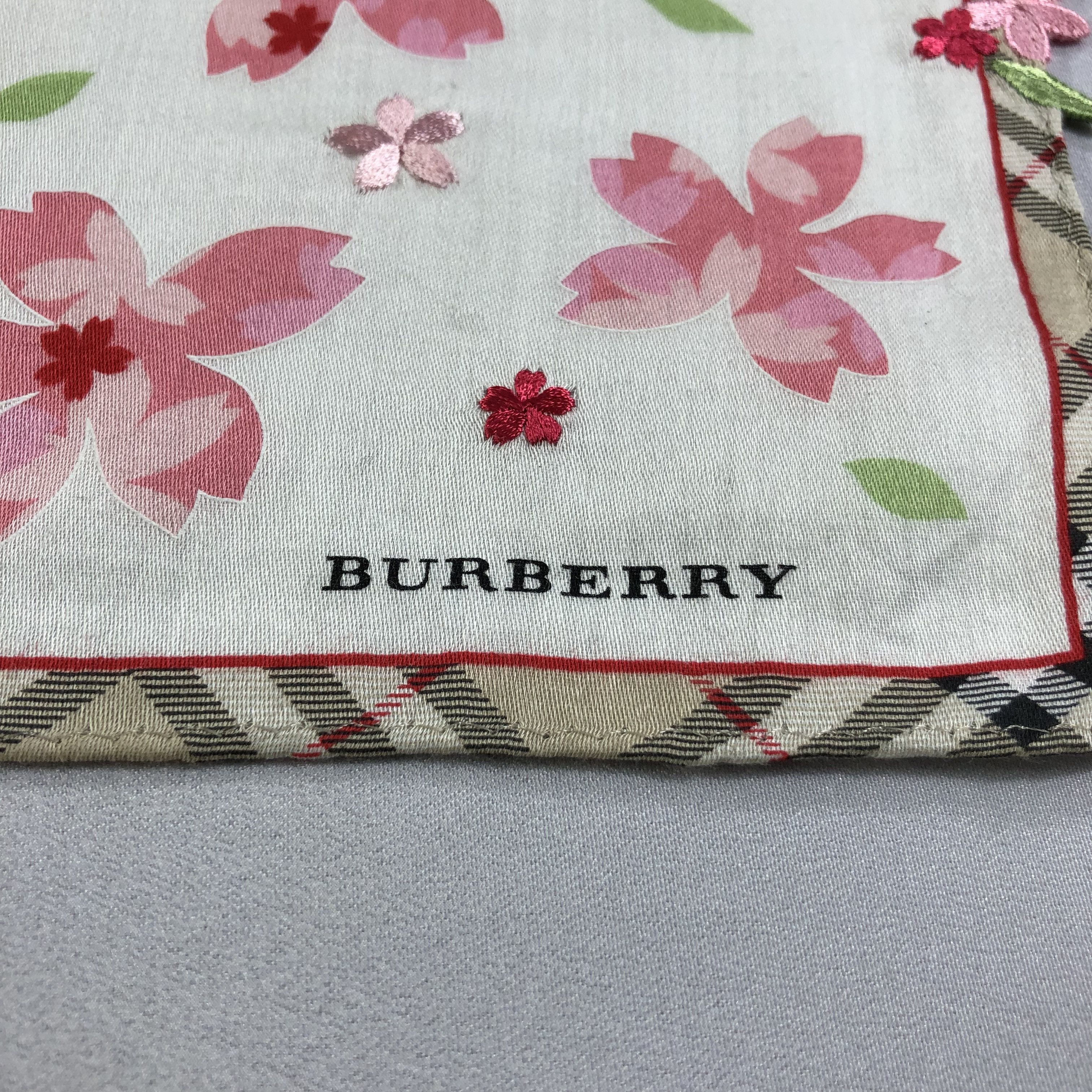 Burberry Burberry Handkerchief Neckerchief Bandana H2188 Size ONE SIZE - 4 Thumbnail