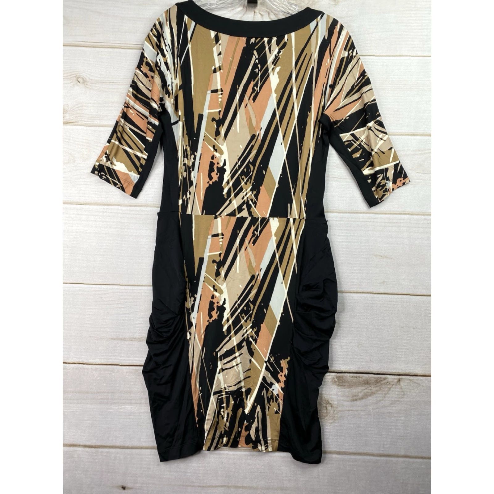 Bcbgmaxazria BCBGMAXAZRIA Dress S Black Abstract Jersey Knit Ruched Sides Boat Neck NWOT Women Dress Size S / US 4 / IT 40 - 6 Thumbnail
