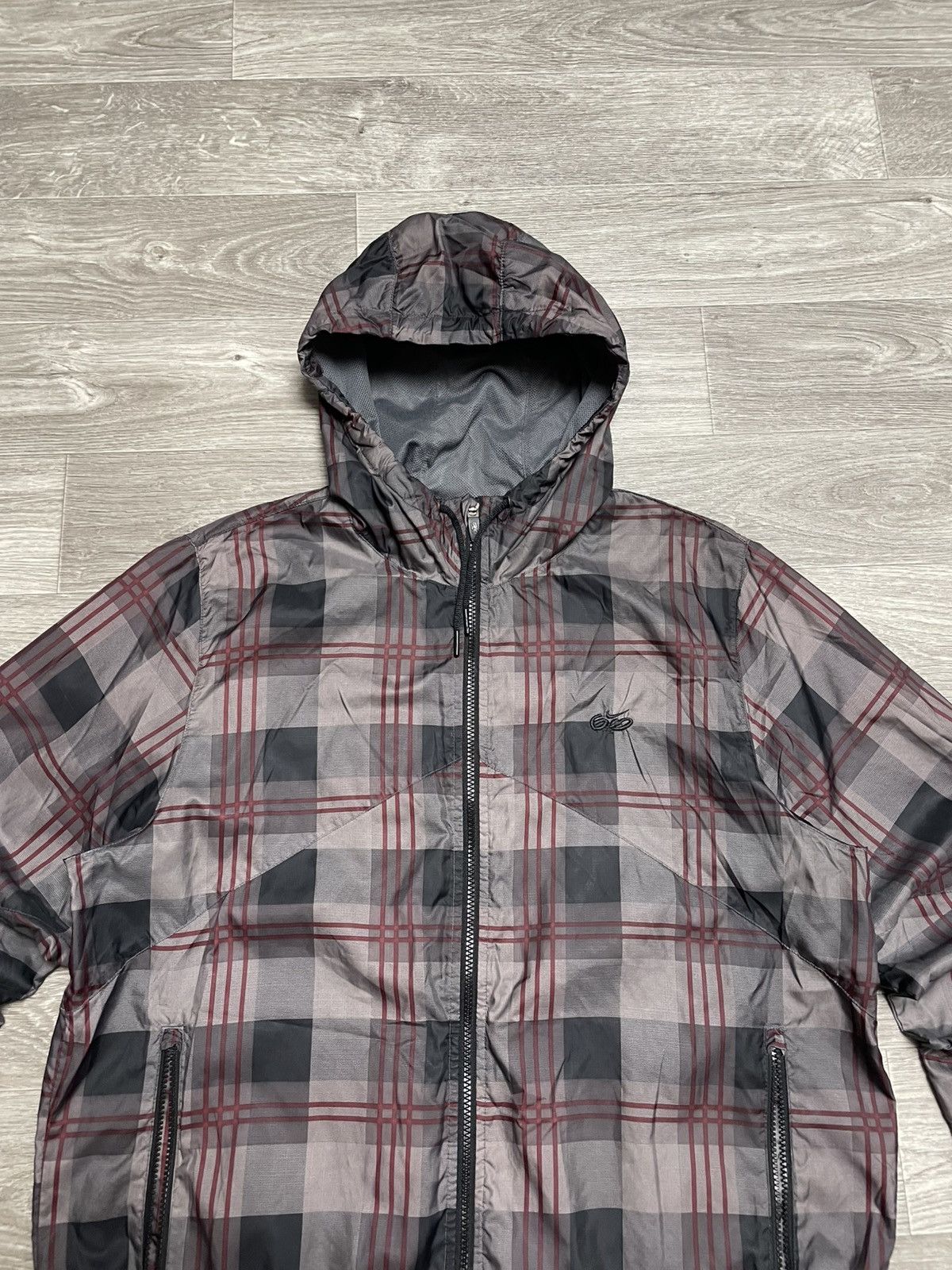 Nike SB Vintage Nike 6.0 Skateboarding Checkered Windbreaker Jacket Size US XL / EU 56 / 4 - 2 Thumbnail