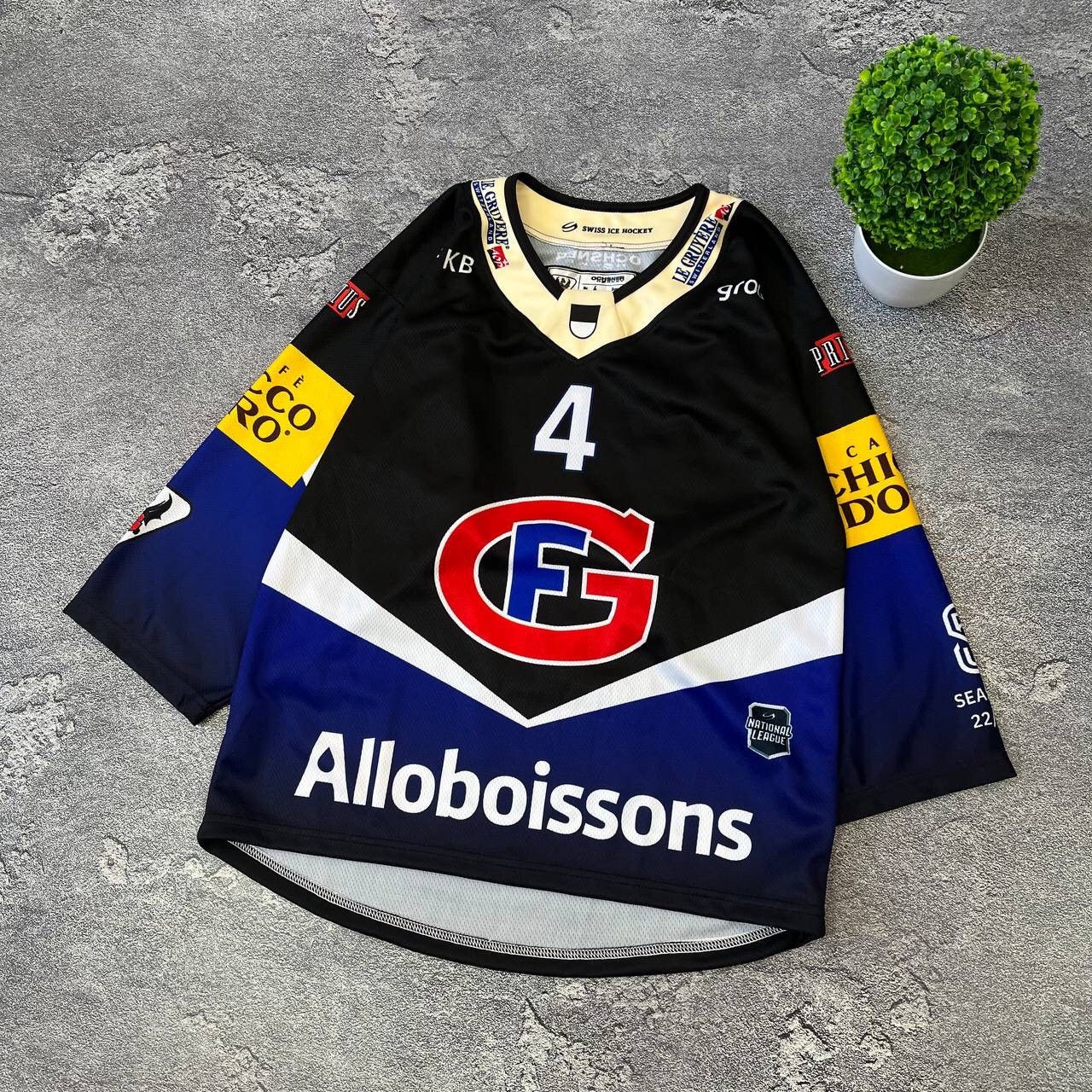 Other Hokey Jersey HC Fribourg Gottéron Trikot ELI #4 Jersey 22/23 Size US XS / EU 42 / 0 - 15 Thumbnail