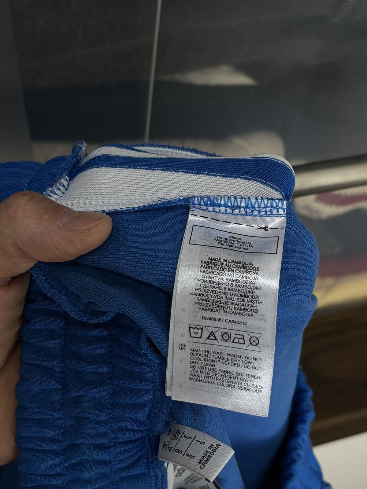 Adidas Adidas primeblue track pants sweatpants classics vintage Size US 32 / EU 48 - 10 Thumbnail