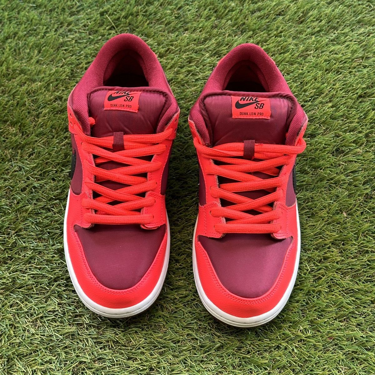 Hypebeast × Nike Nike SB Dunk Low Pro J Pack Laser Crimson 304292 606 Size 9 Size US 9 / EU 42 - 9 Thumbnail