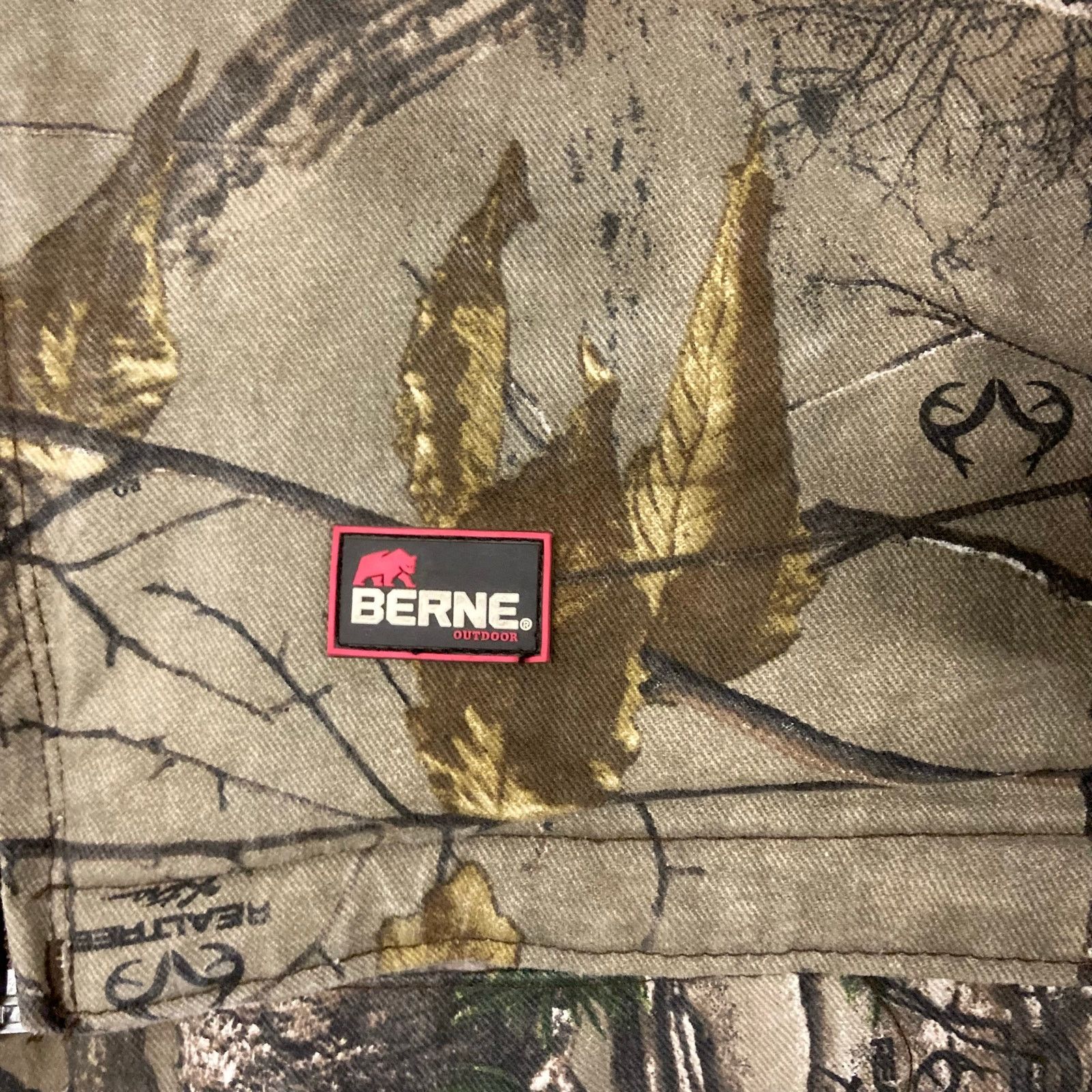 Vintage y2k Berne realtree camo canvas jacket Size US L / EU 52-54 / 3 - 5 Thumbnail