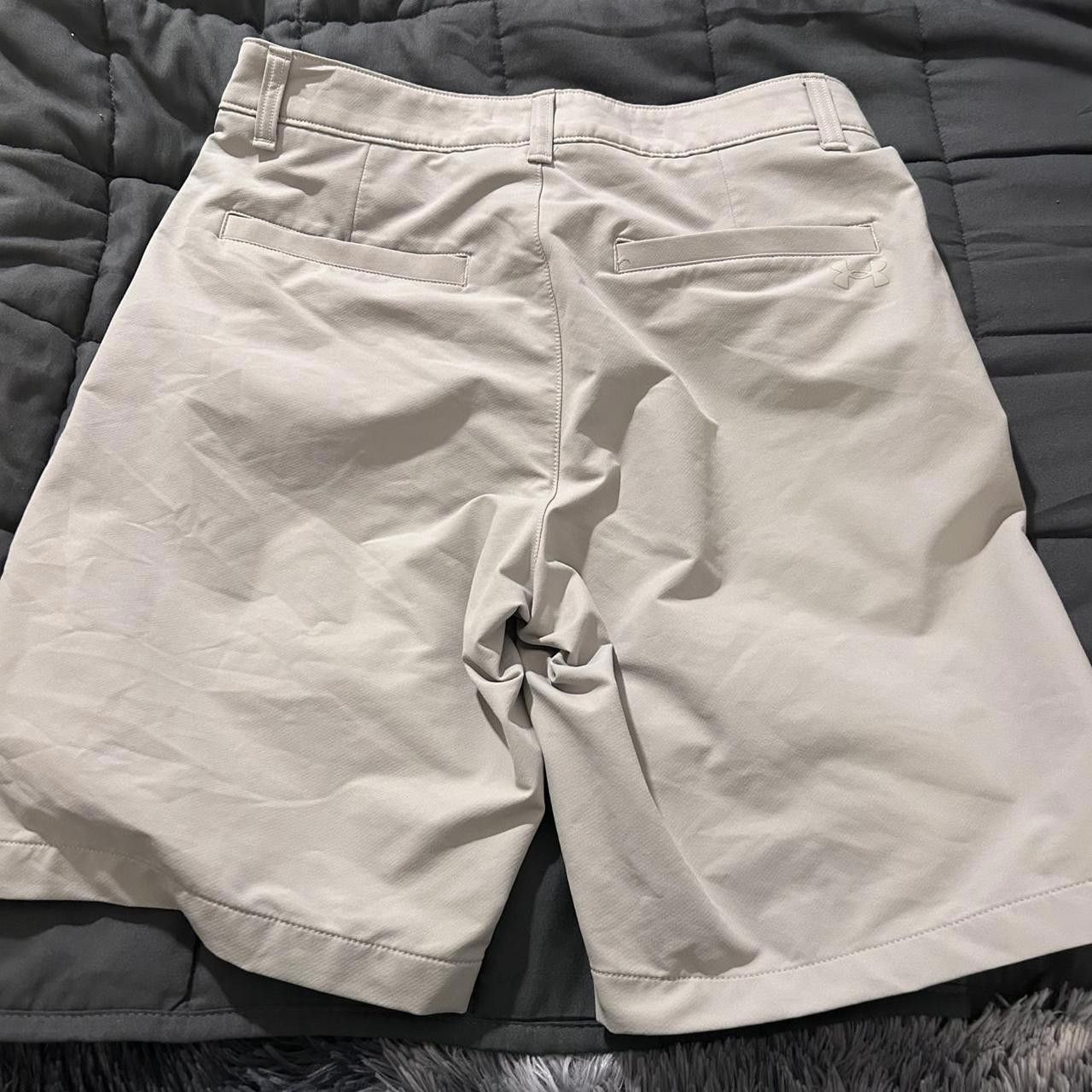 Under Armour Under Armour Men's Khaki and Tan Shorts Size US 30 / EU 46 - 2 Thumbnail
