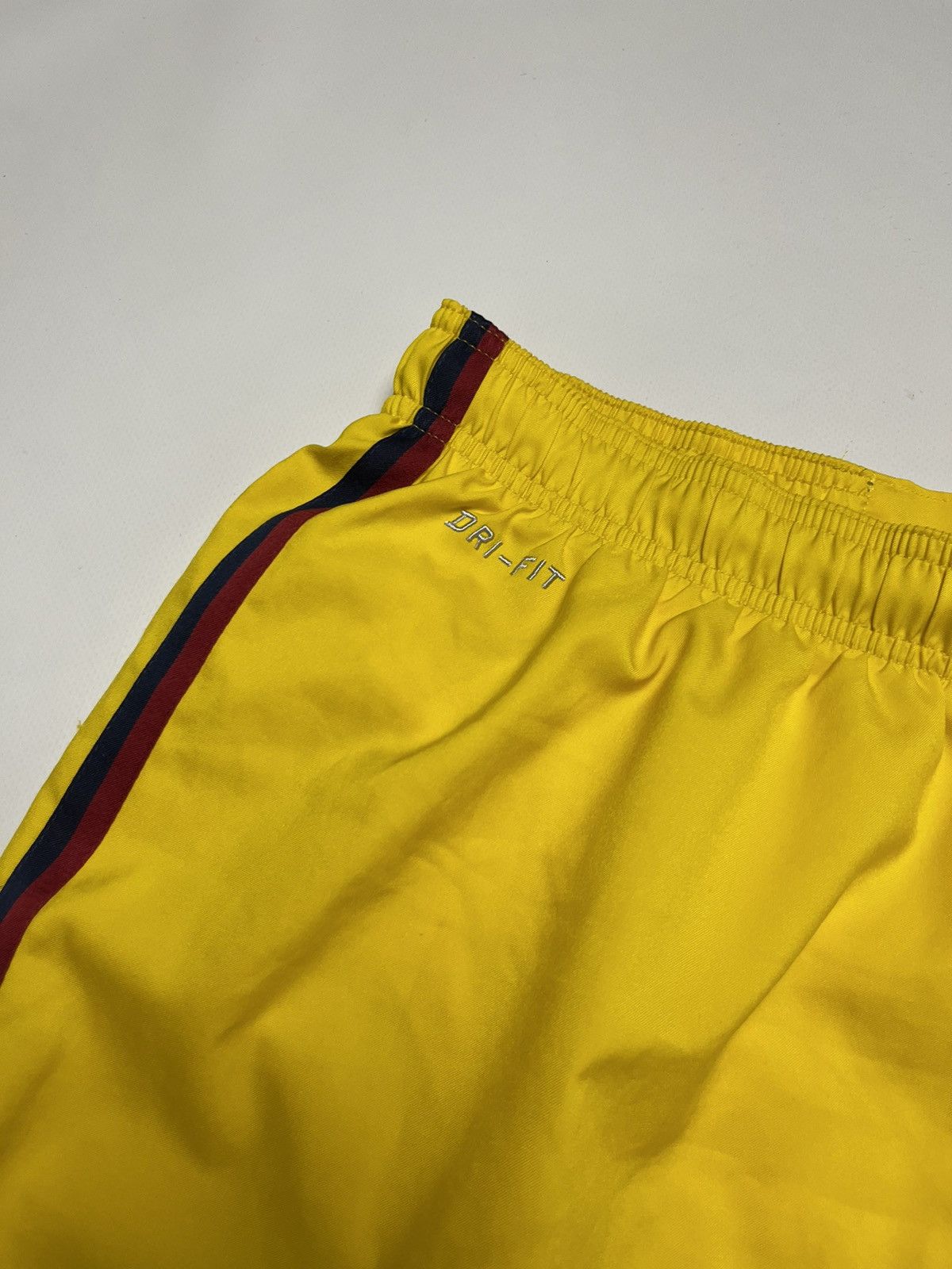 Other BLOKECORE Vintage Nike Barcelona Soccer Shorts Size US 34 / EU 50 - 8 Thumbnail