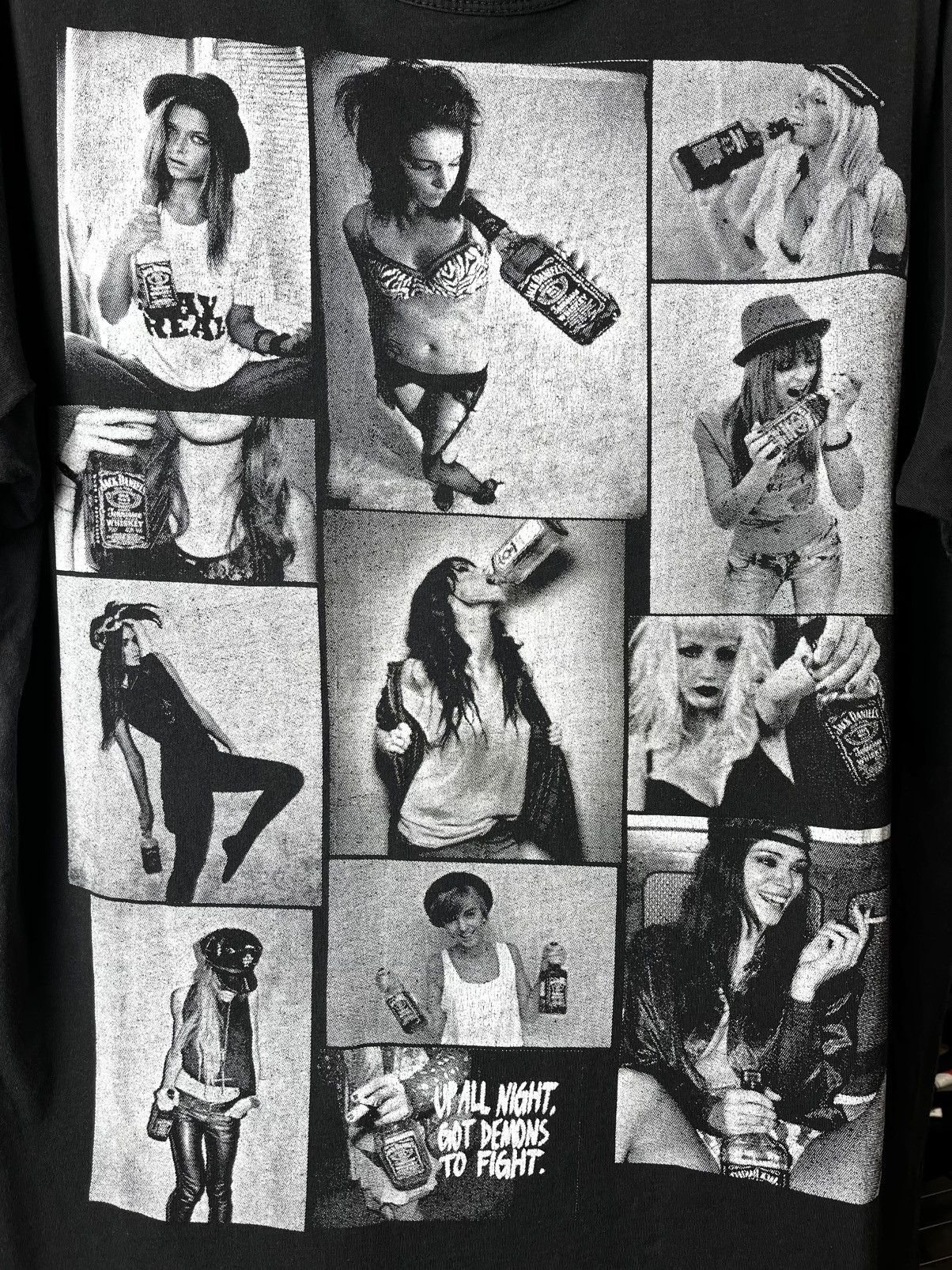 Vintage Vintage Drunk Naked Sexy Girls Print T Shirt Pinup Size US XL / EU 56 / 4 - 2 Thumbnail