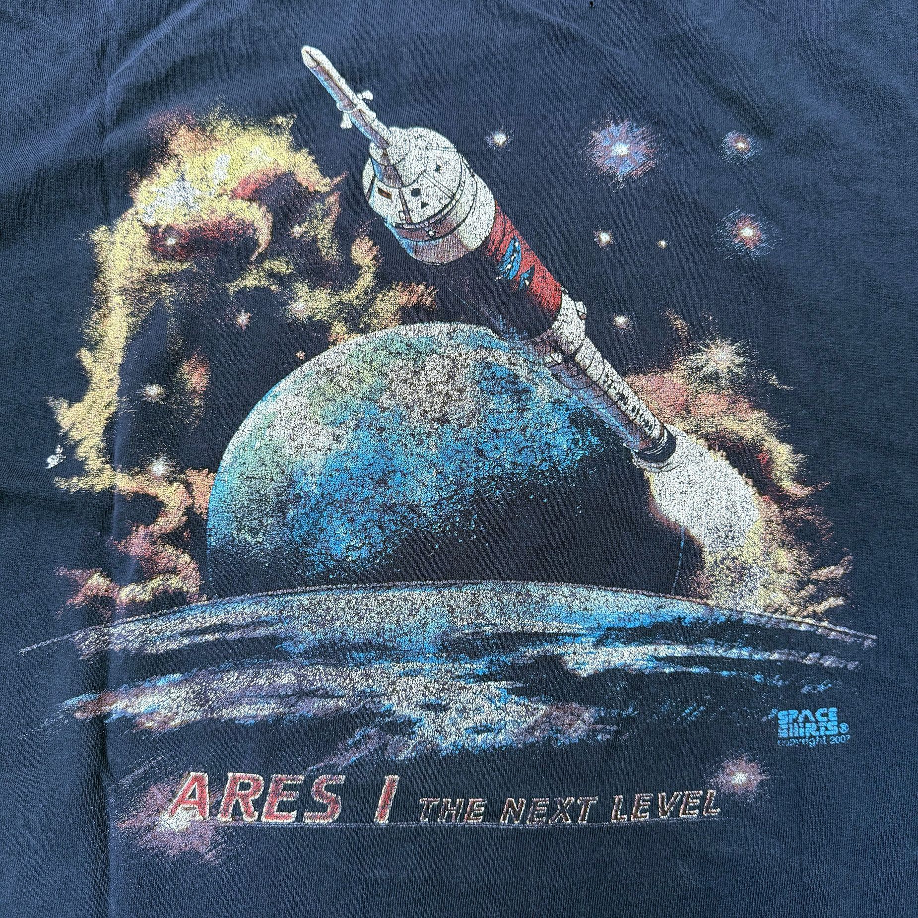 Vintage 2009 Vintage Ares 1 Spaceship NASA Tee Size US L / EU 52-54 / 3 - 5 Thumbnail