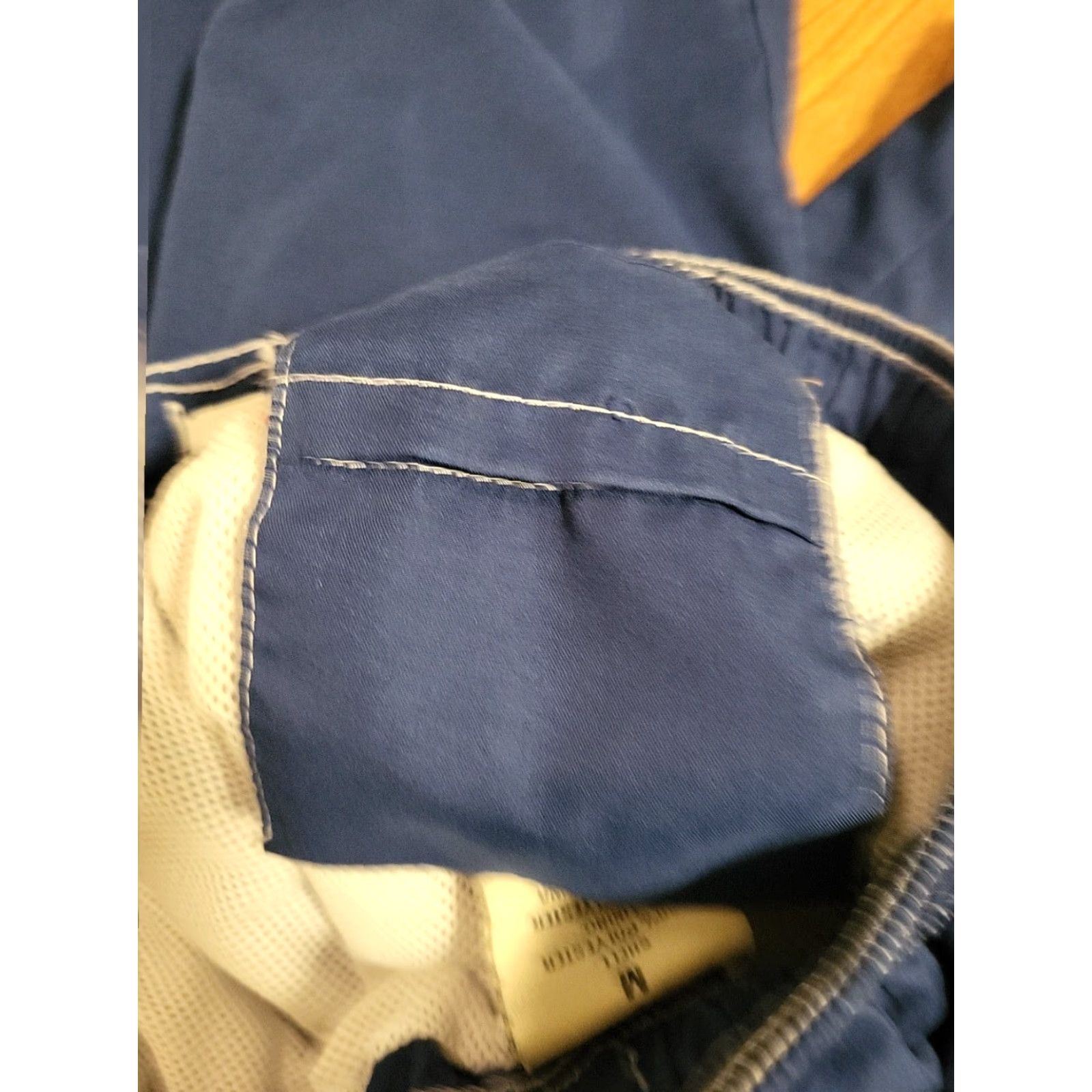 Vintage St. John's Bay M Swim Trunks/Shorts Key Pocket Blue 30-34" Waist 9.5" Inseam Mens Regular Size US 31 - 3 Thumbnail
