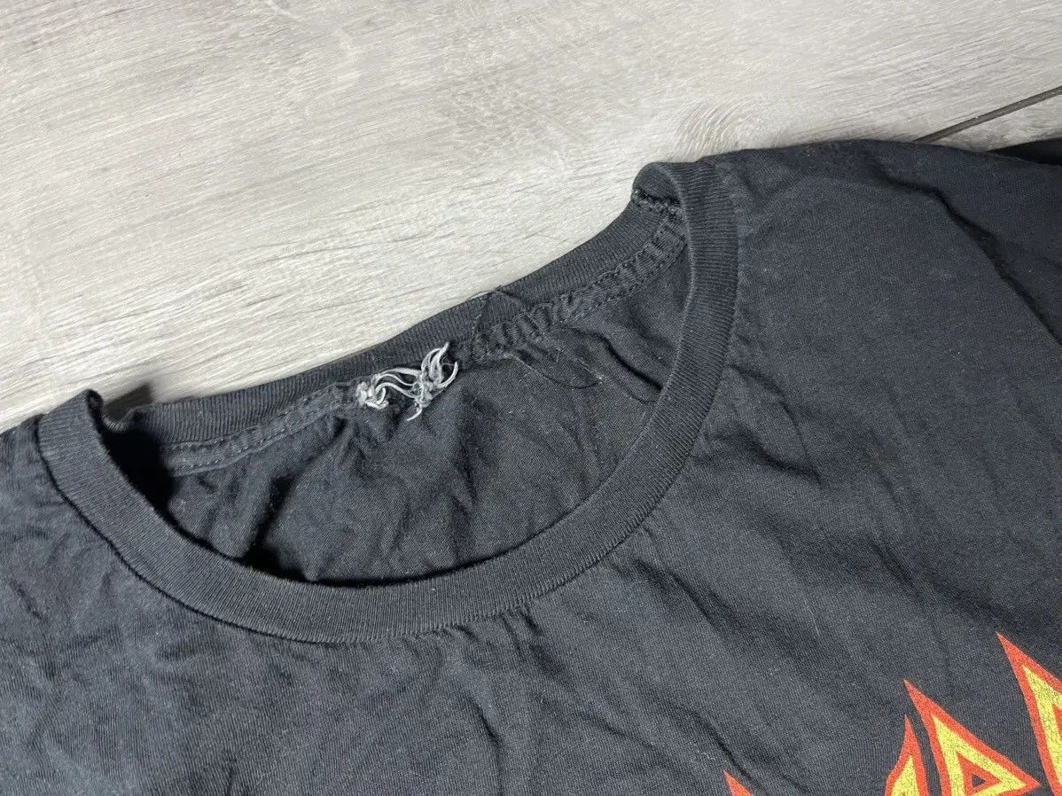 Def Leppard Vintage Def Leppard Tshirt animal size XLarge Size US XL / EU 56 / 4 - 4 Thumbnail