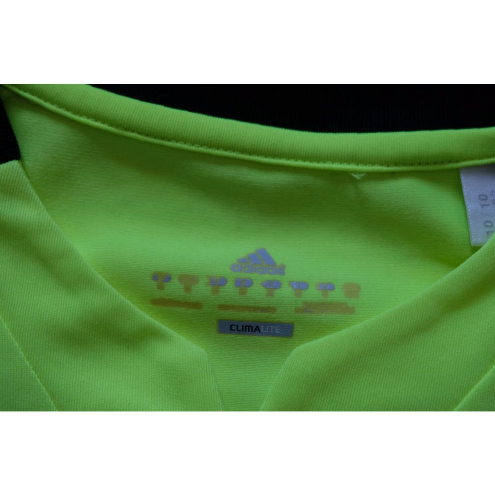 Adidas VINTAGE adidas Soccer Jersey Shirt M Mens Yellow 90s VTG Y2K Retro Activewear Soccer Kit 20" Pit to Pit 28" Length Size US M / EU 48-50 / 2 - 6 Thumbnail