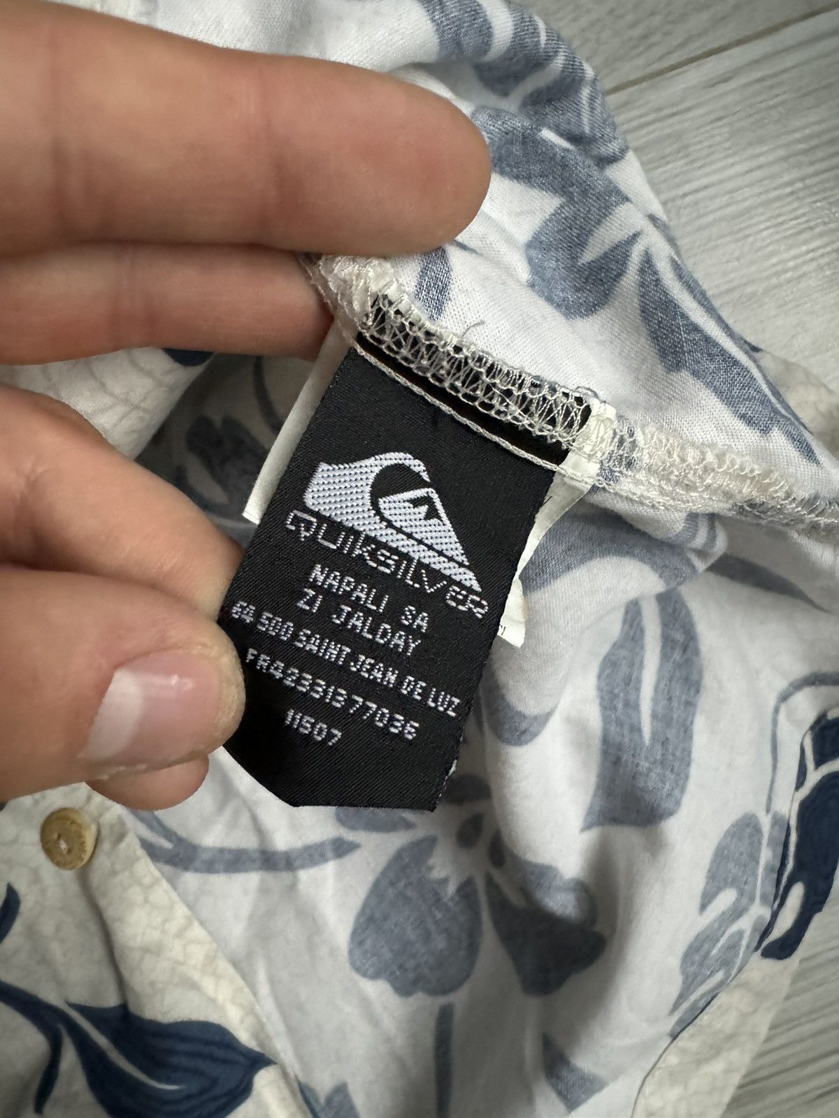 Japanese Brand × Vintage Vintage Quiksilver Shirt Size US S / EU 44-46 / 1 - 5 Thumbnail