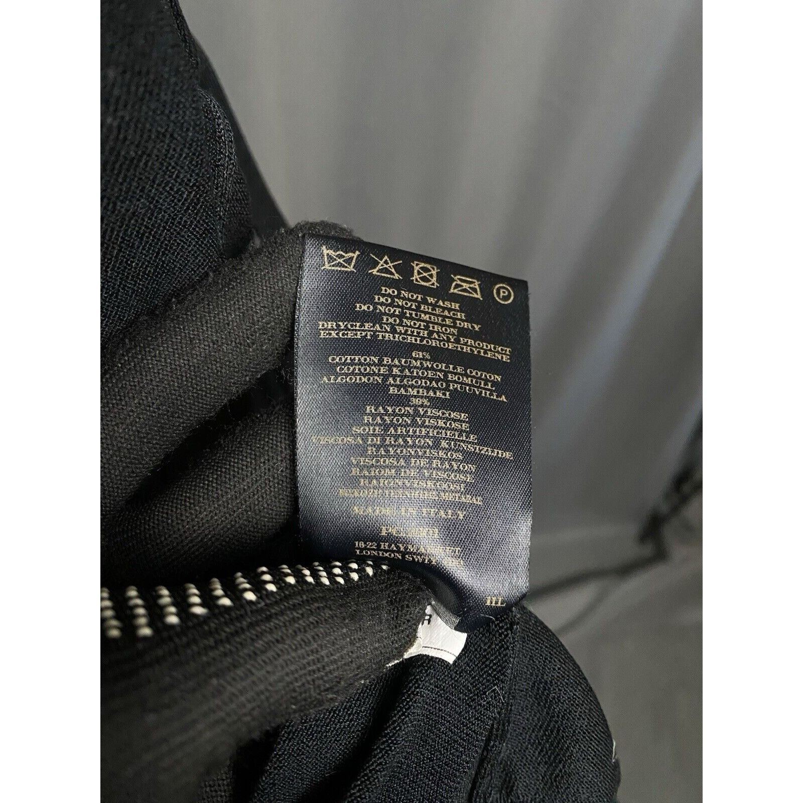 Burberry Prorsum RARE! Burberry Prorsum VTG Men's Black Cardigan Sweater Size Size US L / EU 52-54 / 3 - 11 Thumbnail