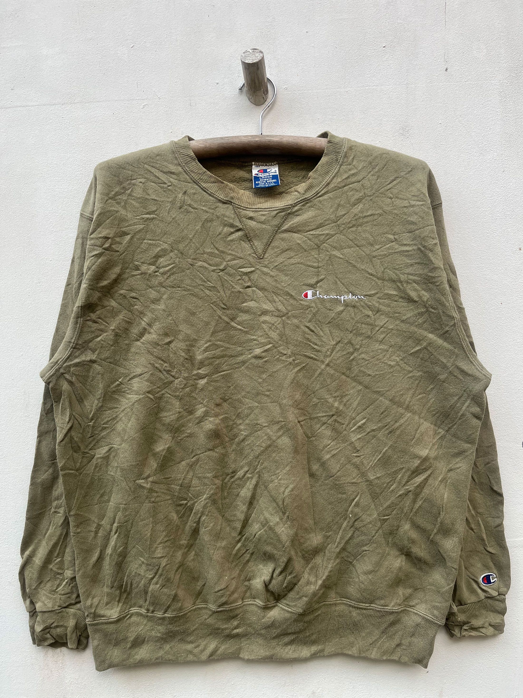 Champion Vintage Champion Plain Blank Crewneck Warm Shirt Sweater Size US L / EU 52-54 / 3 - 1 Thumbnail