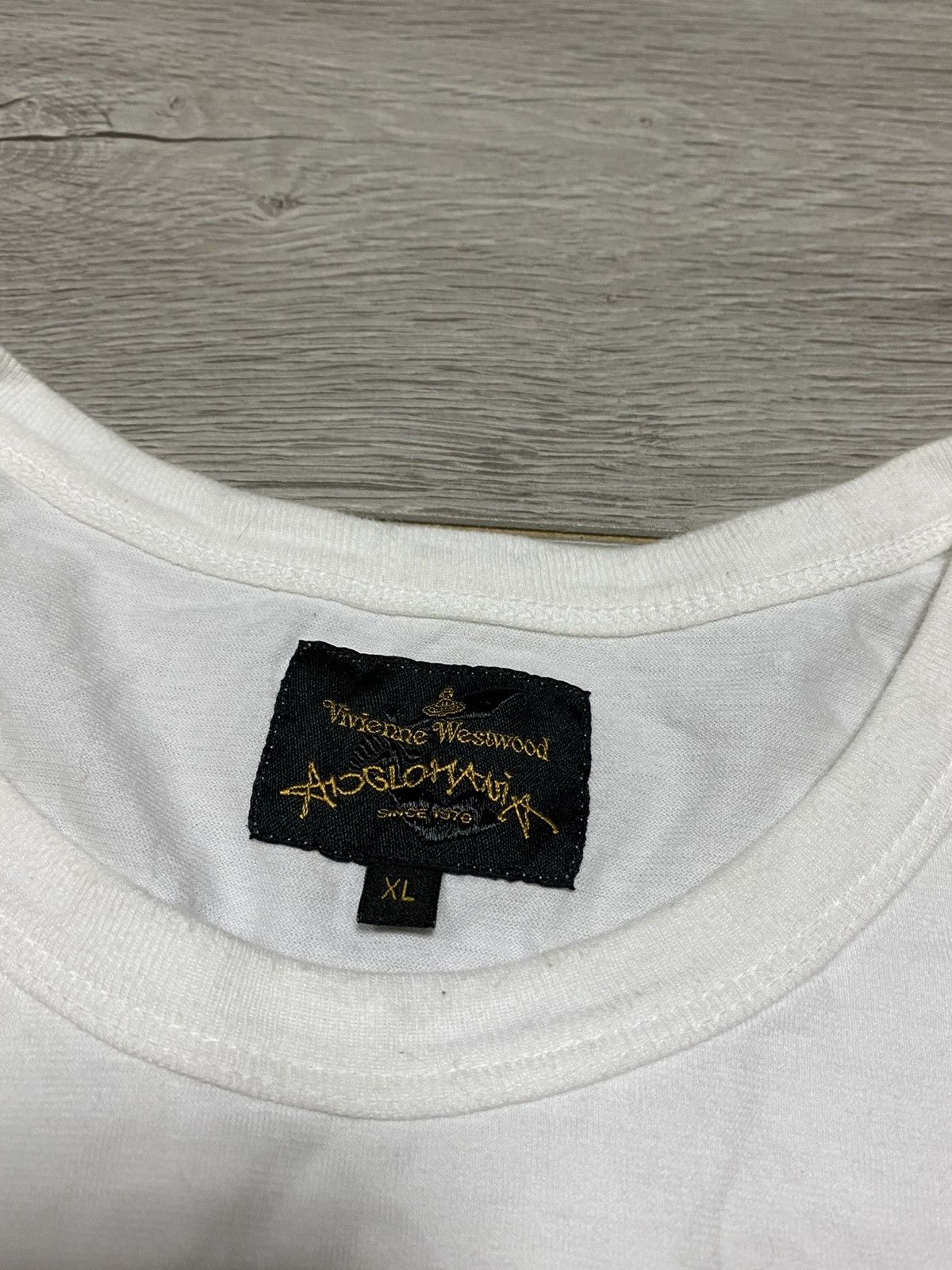 Vivienne Westwood Vivienne Westwood big gold foil jeans orb tee shirt Size US XL / EU 56 / 4 - 4 Thumbnail
