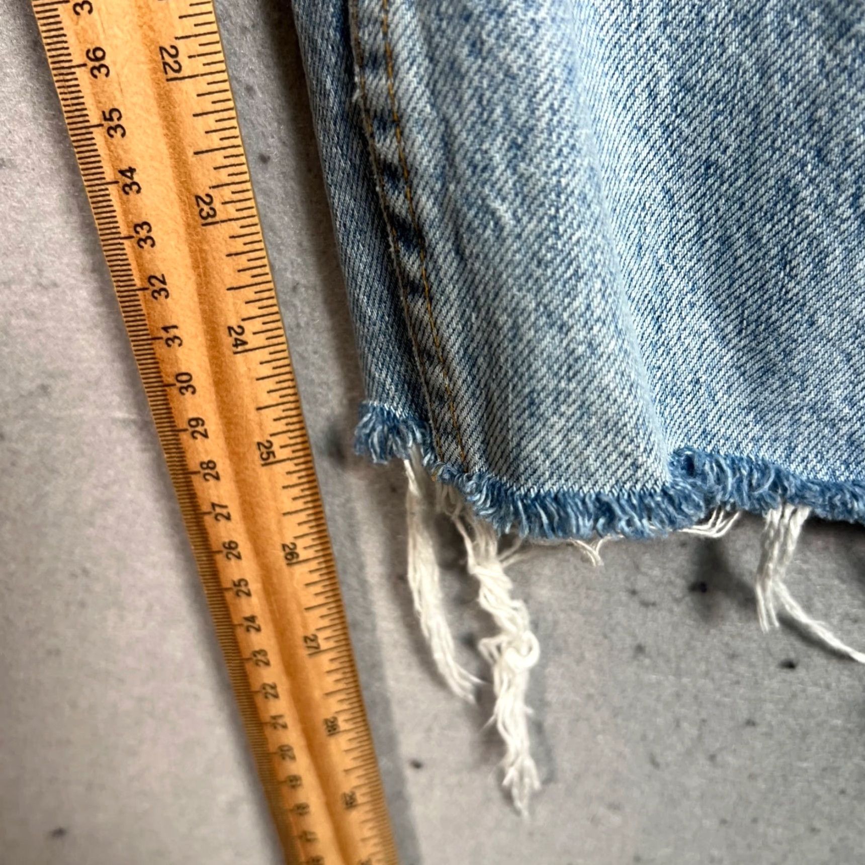 Frame FRAME Jeans Distressed 5-Pocket Design Straight Adult Womens 29 29x? Inseam 26 Blue Cotton Denim Button Vintage No Size 29" - 7 Thumbnail