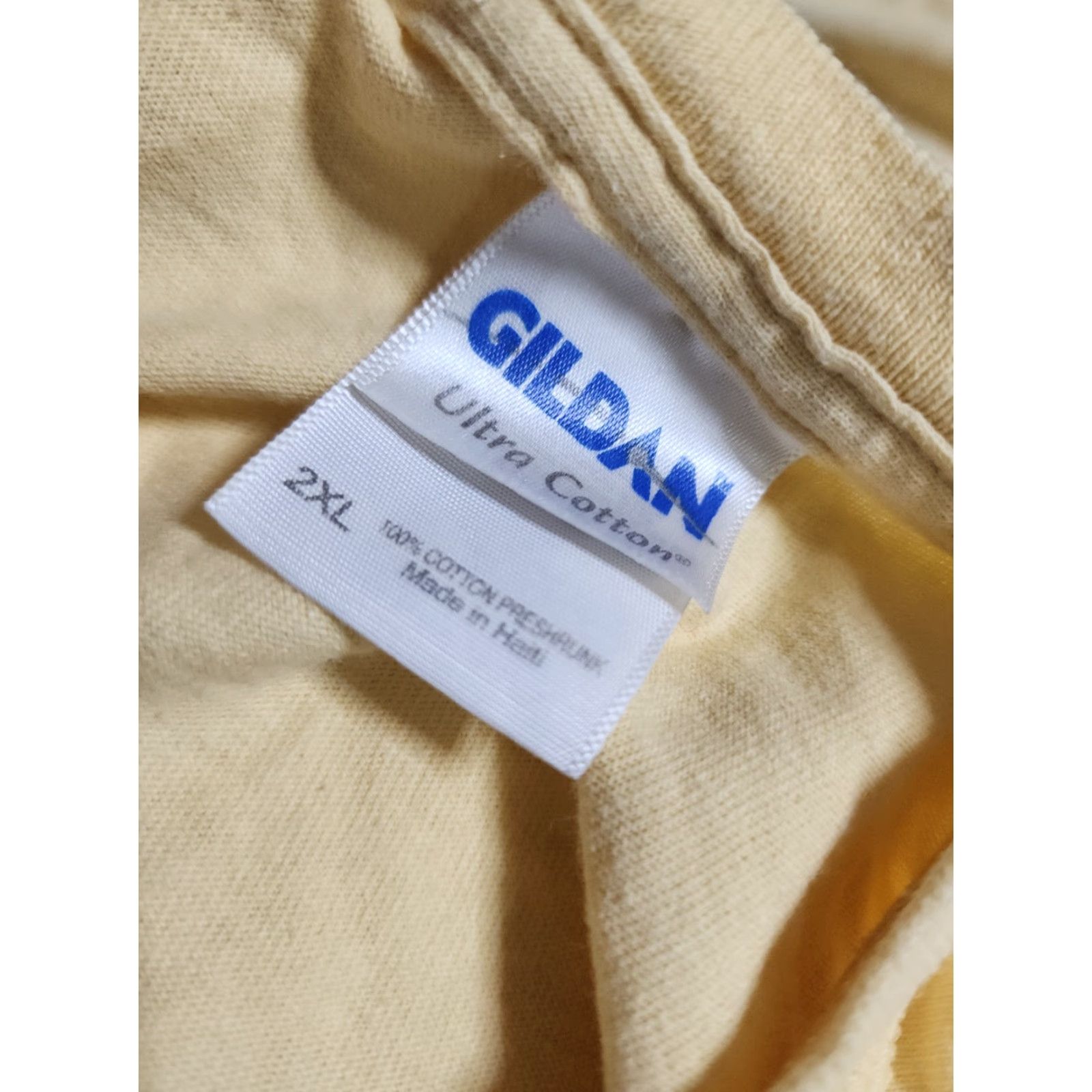 Gildan Retro Mens 2XL Gildan T-Shirt Yellow 2000s USA Art Funny Souvenir New Mexico Albuquerque Size US XXL / EU 58 / 5 - 5 Thumbnail