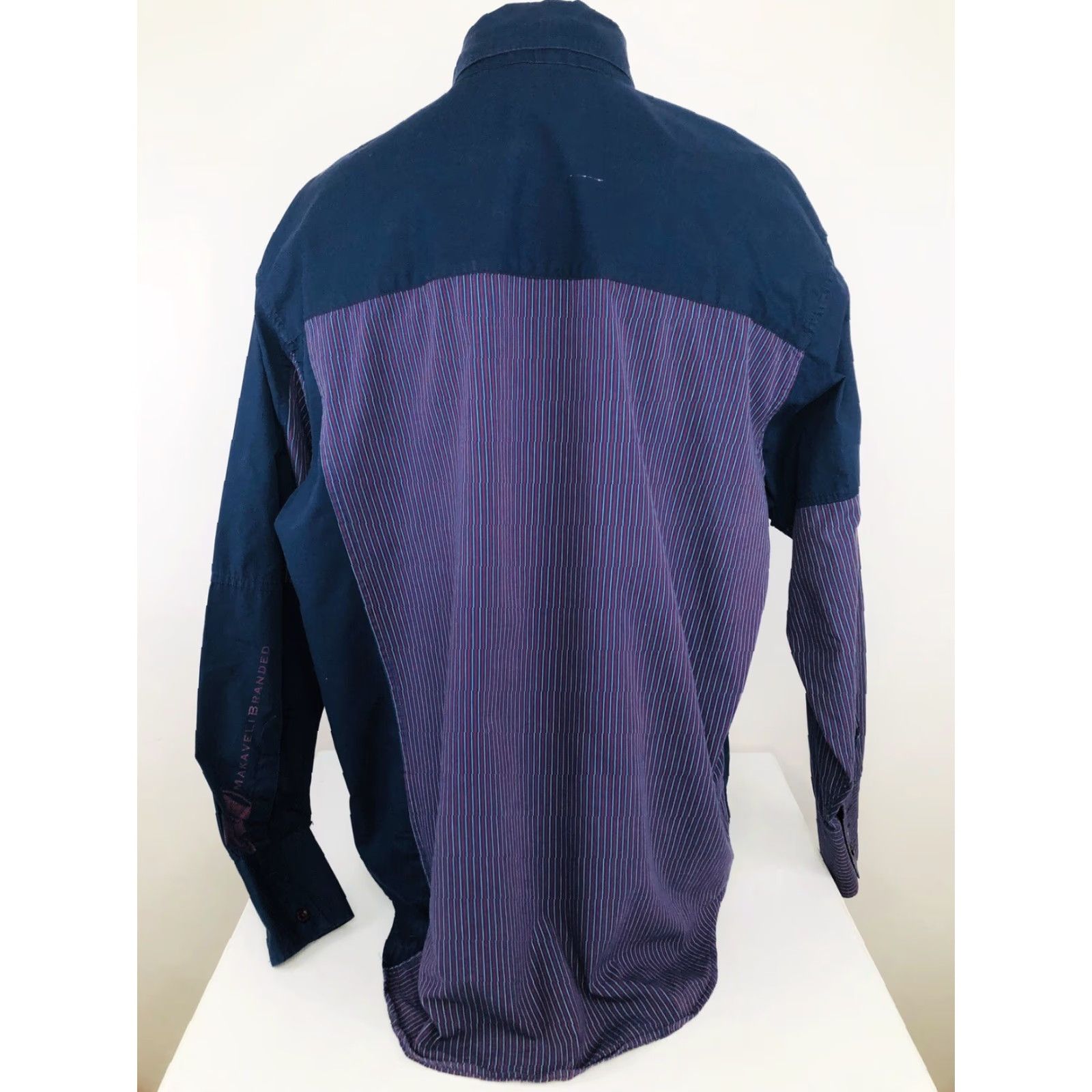 Vintage MAKAVELI BRANDED / TUPAC - Mens XL Big Logo Shirt Shirt Mens XL Blue Tupac 90s Style Logo Mens Size US XL / EU 56 / 4 - 3 Thumbnail