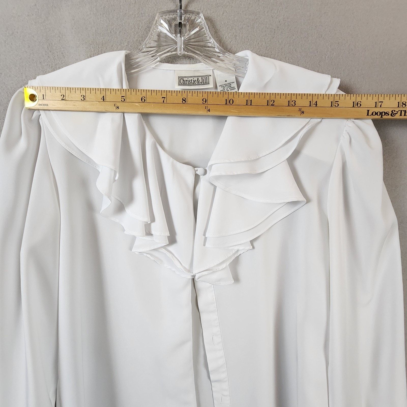Other Christie & Jill Ruffle Front Blouse Size 4 White Long Sleeve Size S / US 4 / IT 40 - 4 Thumbnail