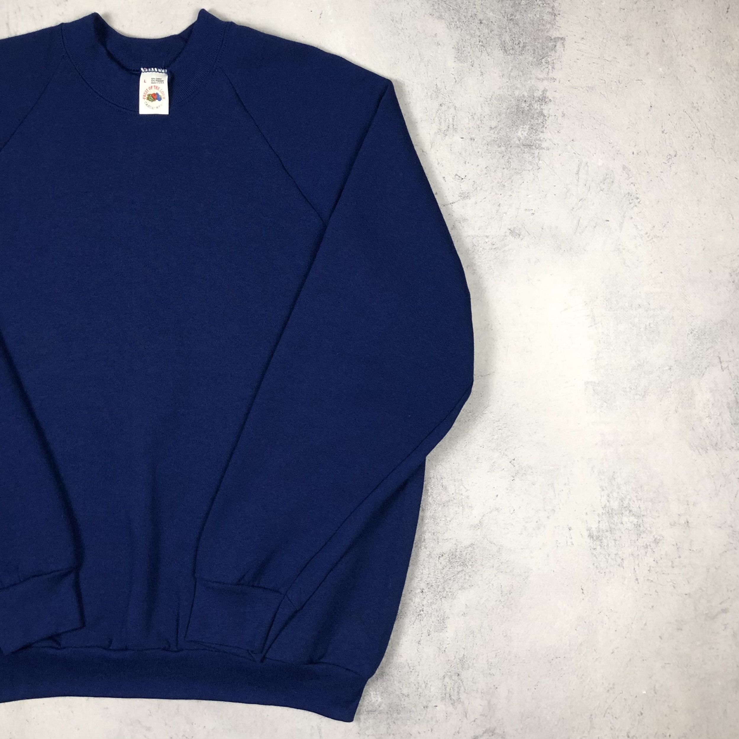 Fruit Of The Loom Vintage 90s Fruit of the Loom Sweatshirt Size US XL / EU 56 / 4 - 4 Thumbnail