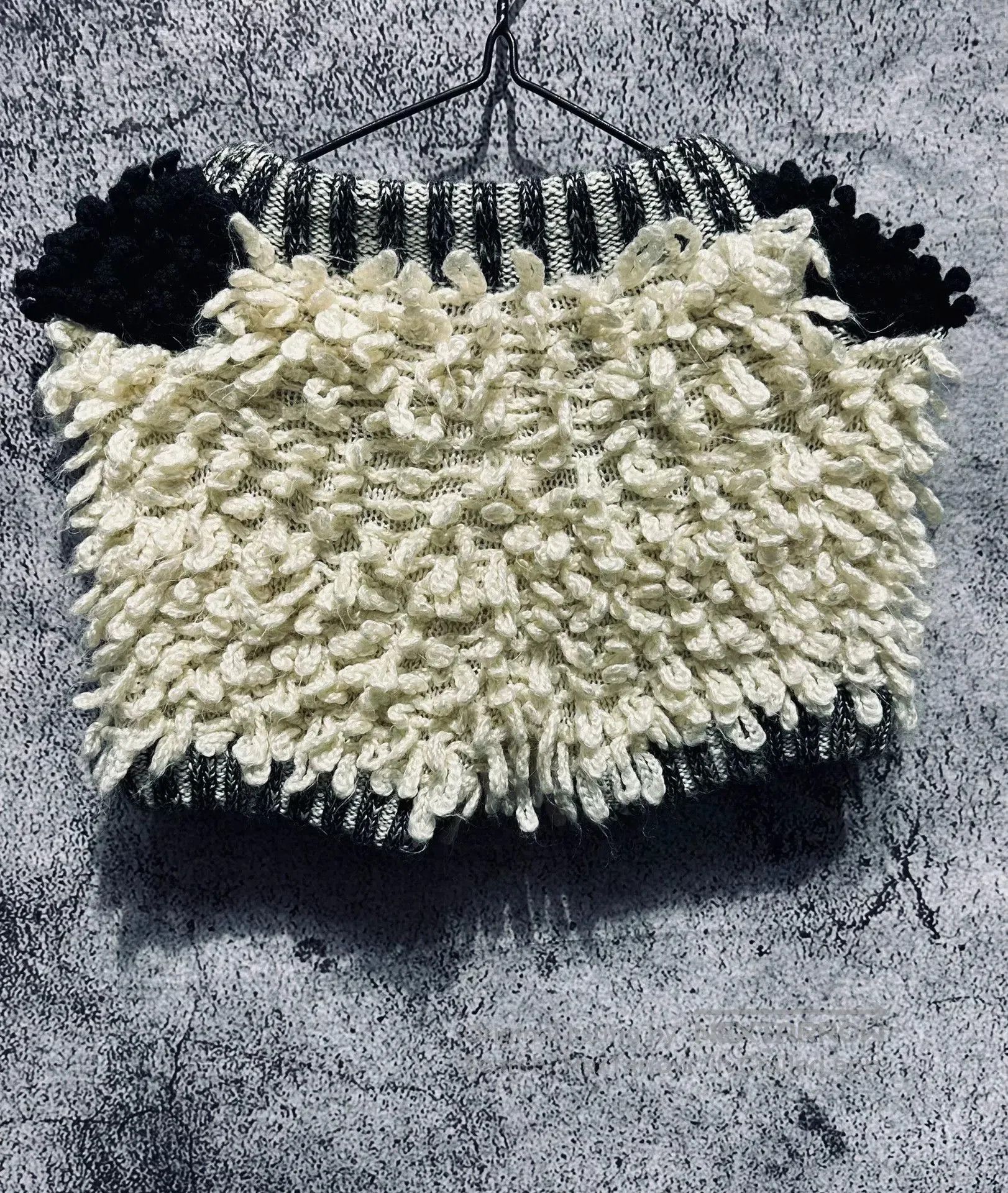 Japanese Brand Cute Panda-Themed Fur Shorts. Size 24" / US 00 / IT 34 - 4 Thumbnail