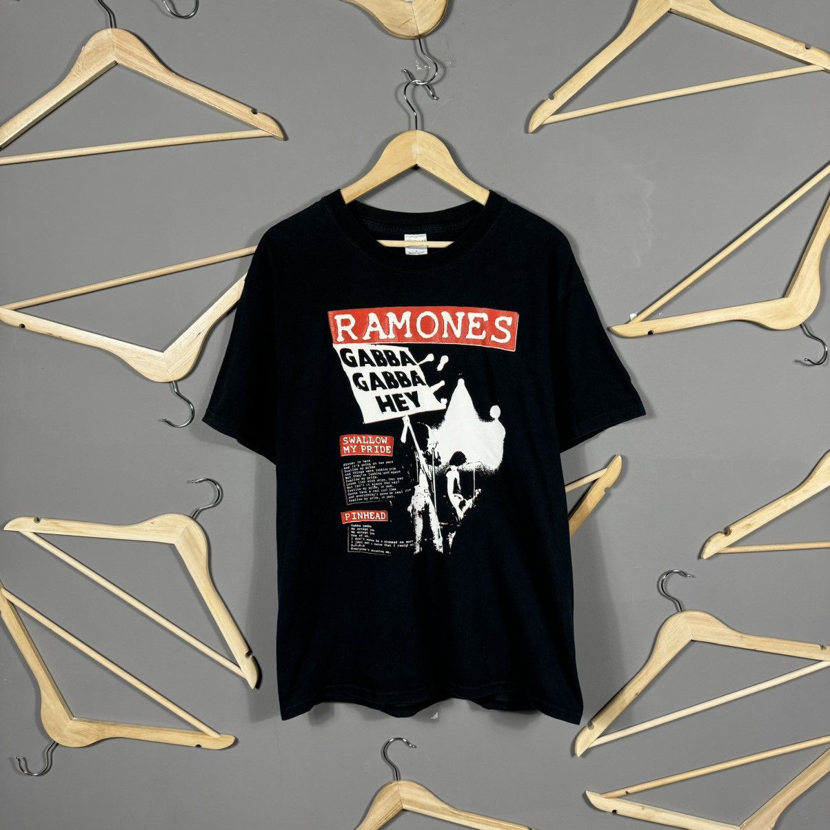 Band Tees Ramones Y2K Gabba Gabba Hey T-shirt Size US L / EU 52-54 / 3 - 1 Thumbnail