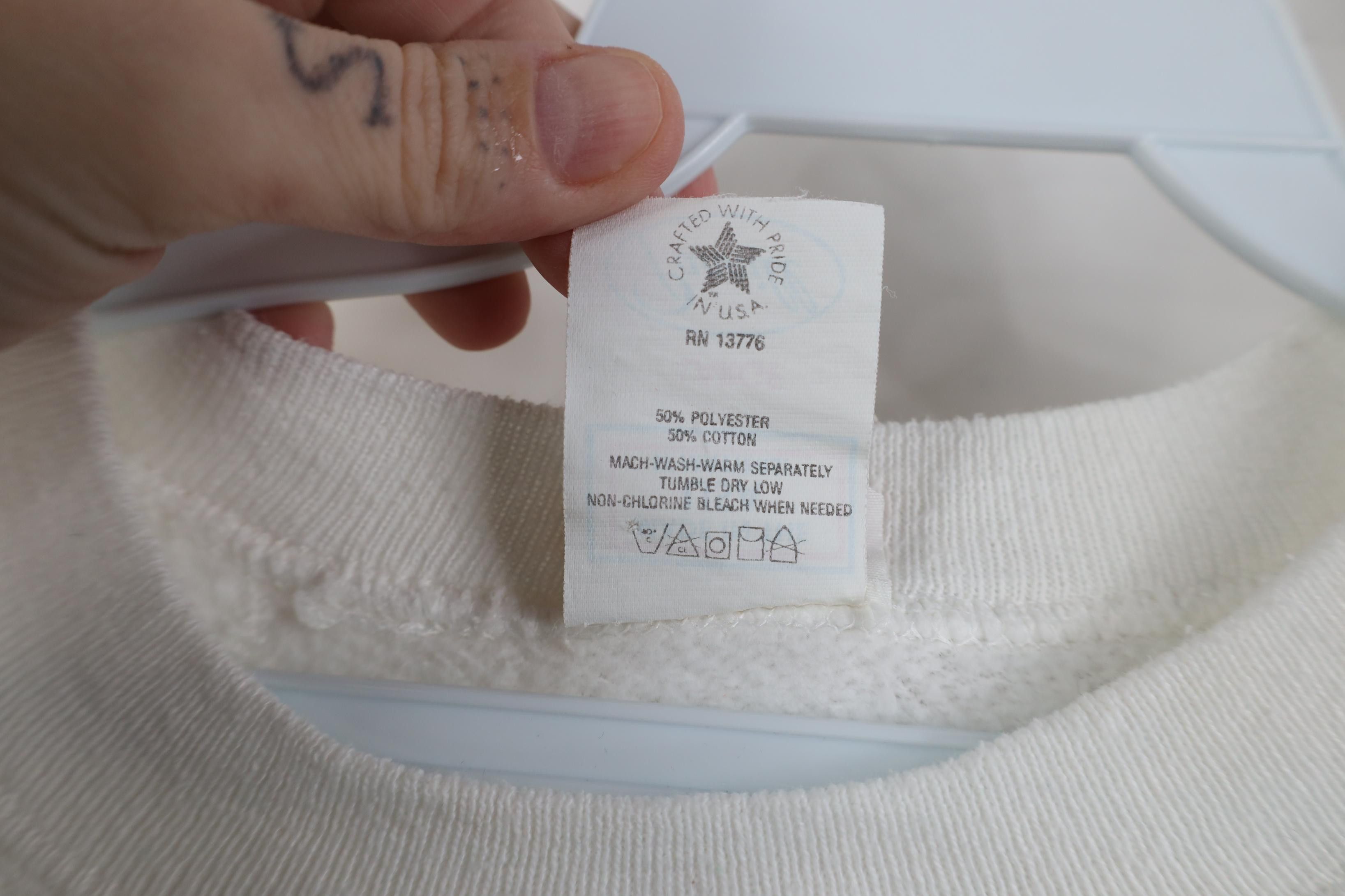 Disney Vintage 80s Disney Minnie Mouse Crewneck Sweatshirt USA Size L / US 10 / IT 46 - 9 Thumbnail
