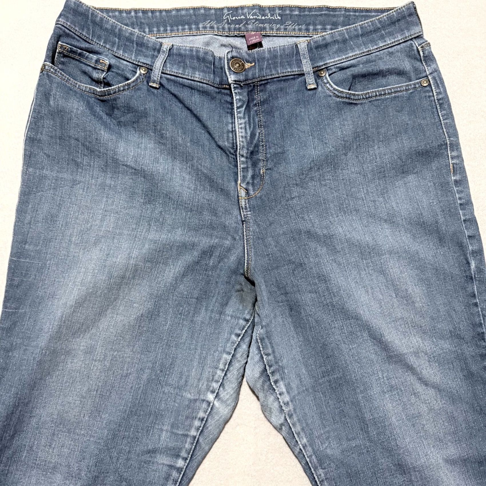 Gloria Vanderbilt Gloria Vanderbilt Jeans Women's Slimming All Around Denim Skinny Zip Fly 16 Blue Jeans Women 16 Slimming City Preppy Classic Mens Girls Size 38" / US 16 / IT 52 - 3 Thumbnail
